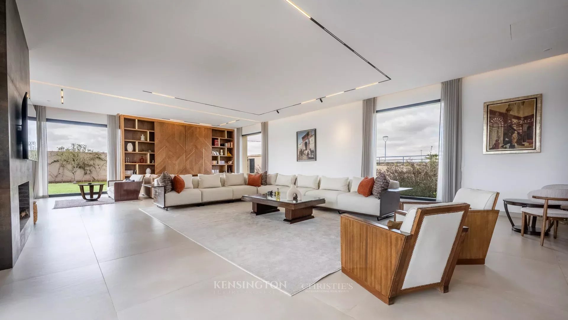 4 Bedroom Villa/Townhouse's Image 4