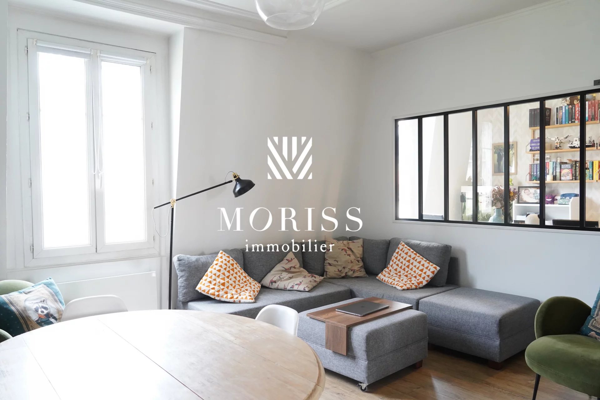 Appartement de 3 pièces rénové et traversant à Saint-Maurice - Image Array