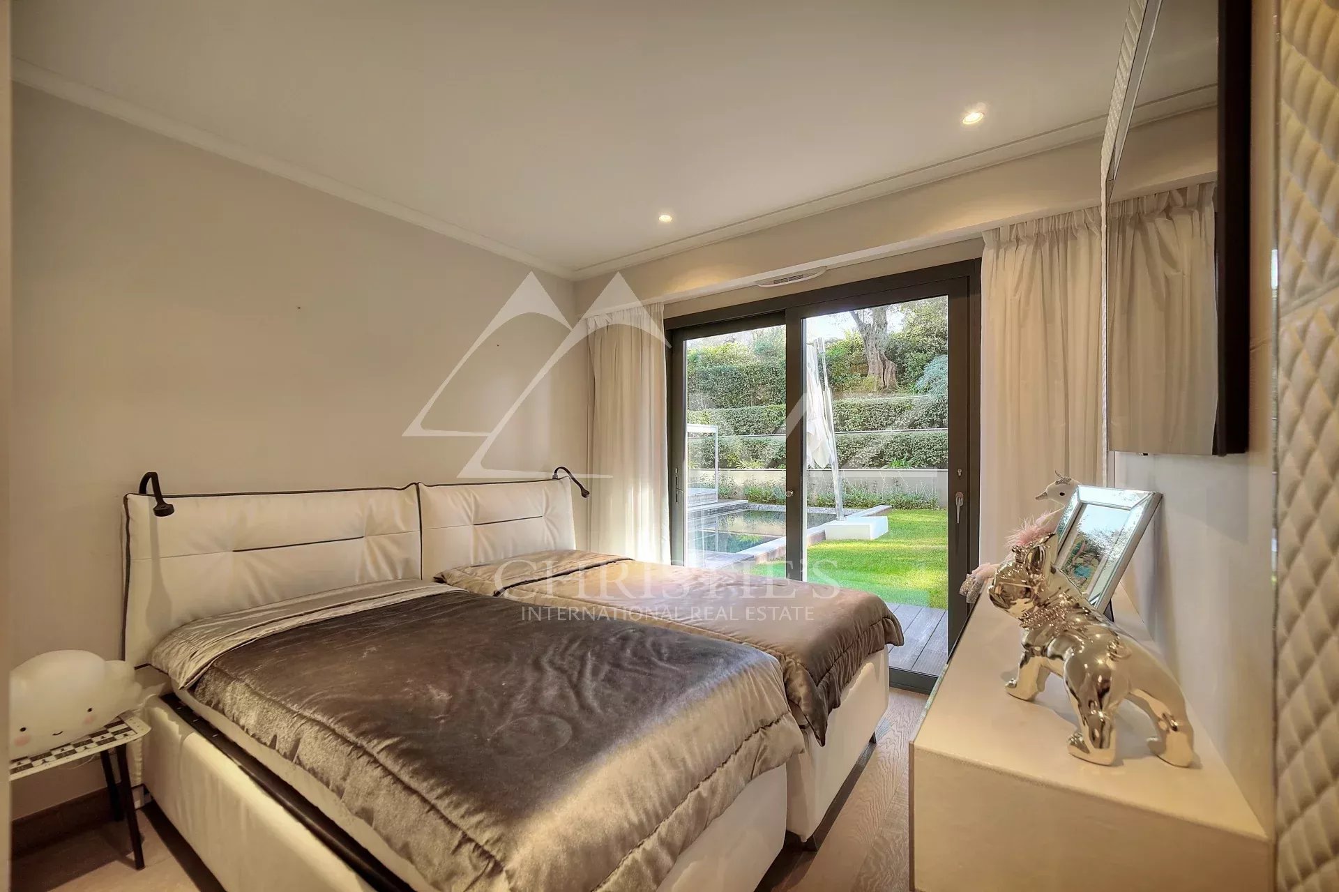3 Bedroom Apartment/Flat's Image 5