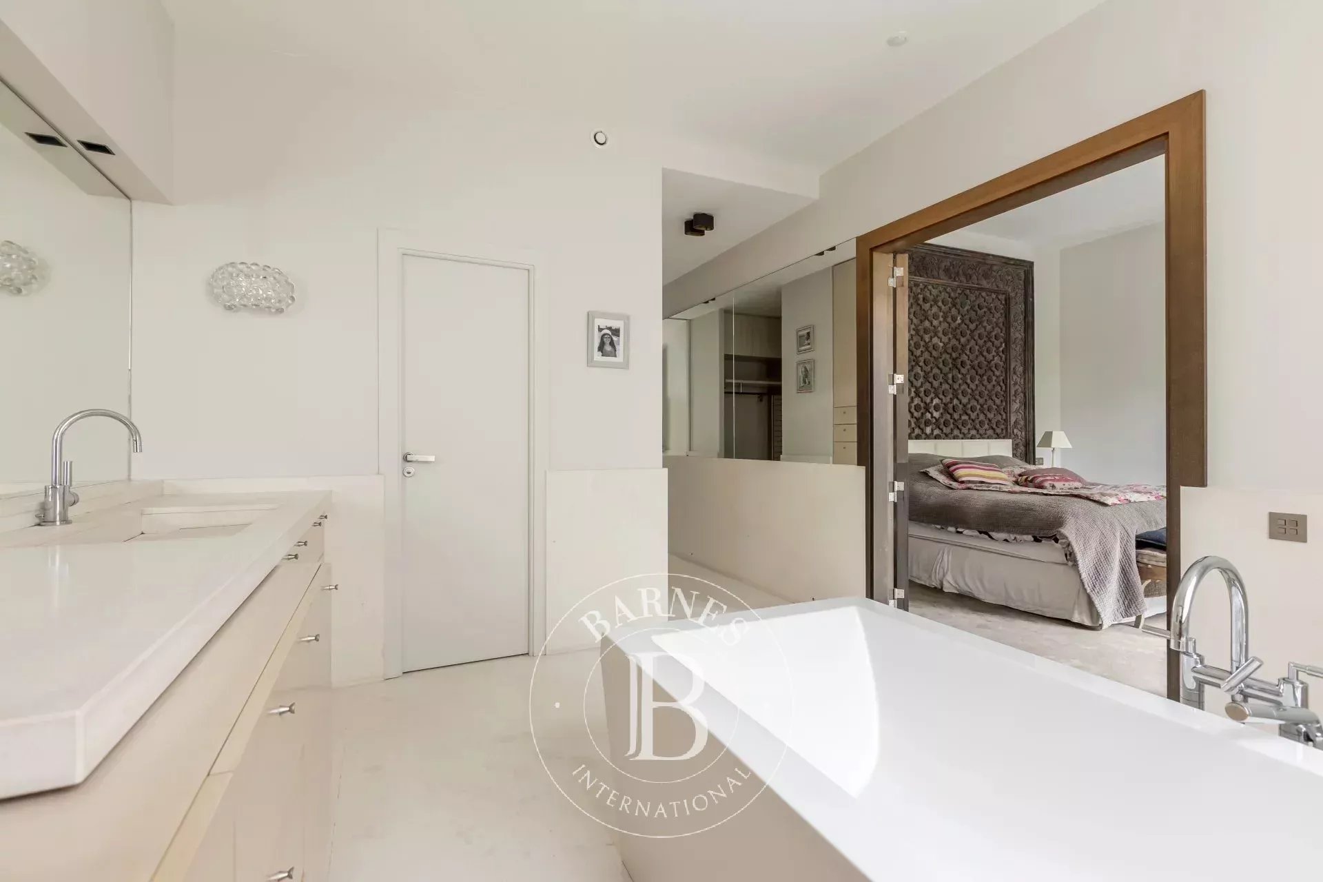 Konak Neuilly-sur-Seine - picture 38 title=