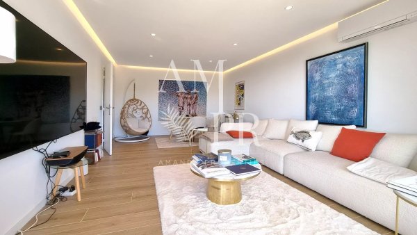 Cannes Pointe Palm Beach - 3-room flat 64 m2 - Sea view - High floor — photo 4