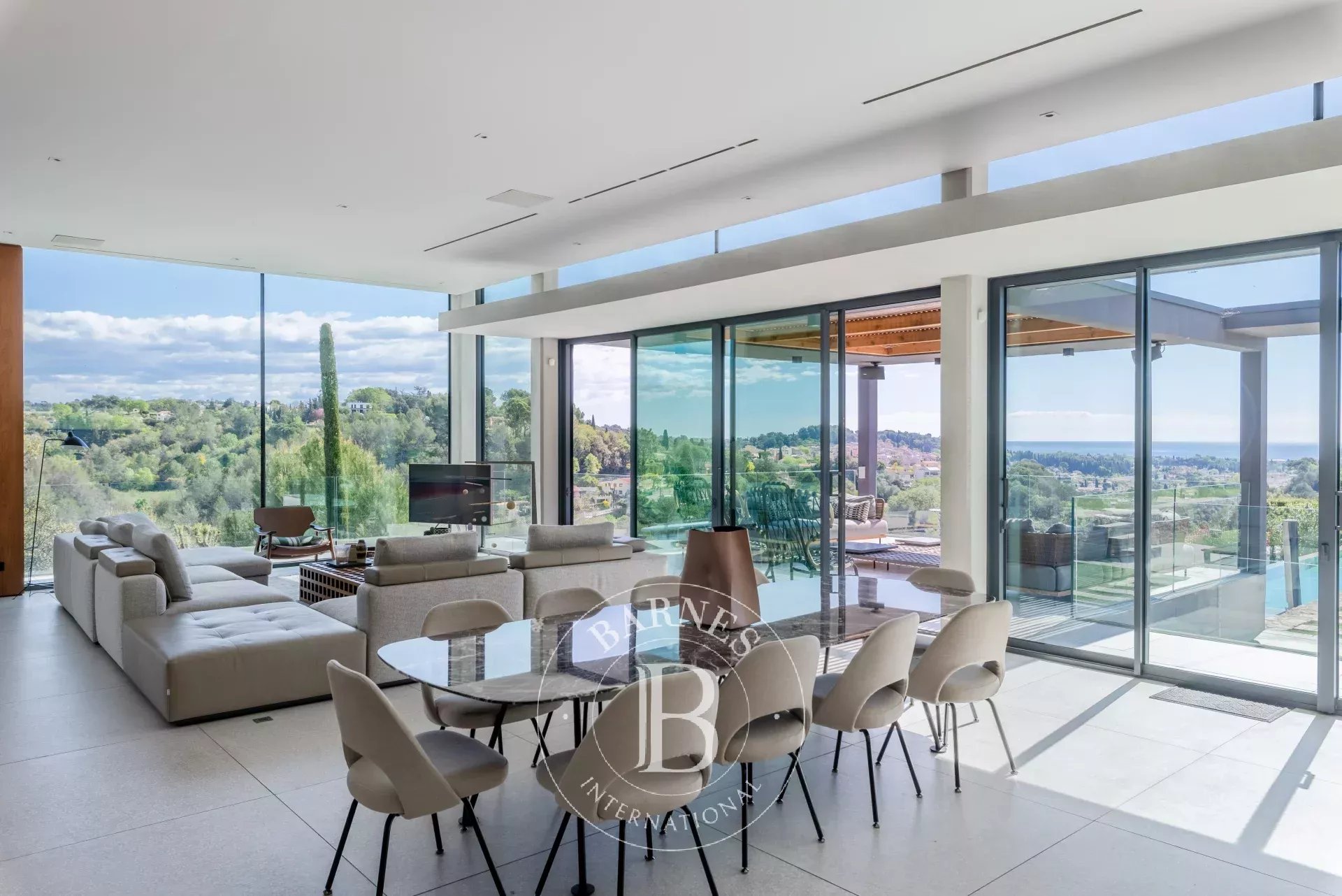 Entre Cannes et Nice - Domaine fermé - Contemporaine d’exception - Vue mer - picture 11
