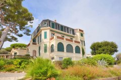 Antibes : — photo 4 of 7