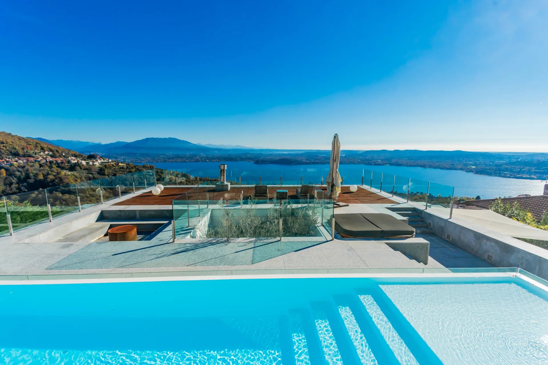 Sale Villa Massino Visconti