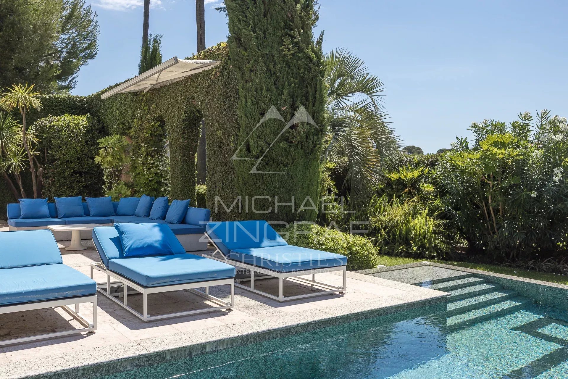 5 Bedroom Villa/Townhouse's Image 8