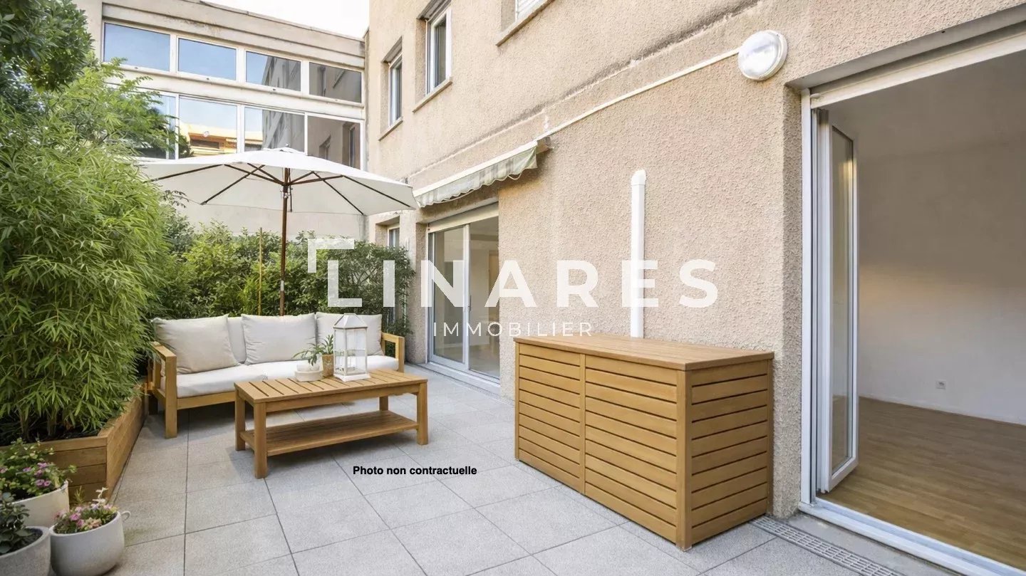 HUSSARDS - Appartement T2 de 40m2 - Terrasse 19m2 - Box - 13005 Baille