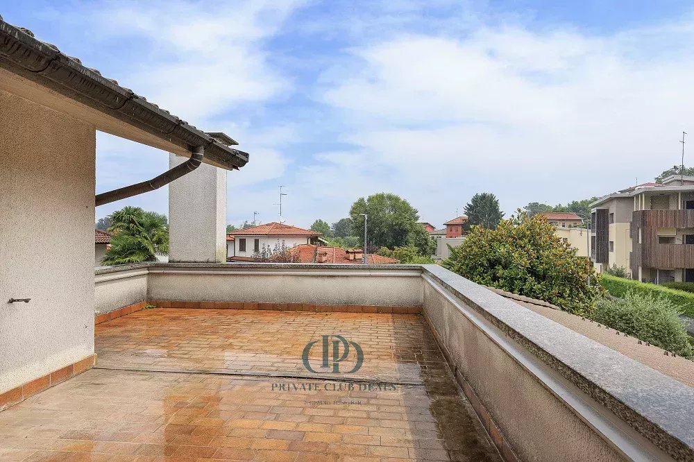 Villa Olgiate Comasco - picture 18