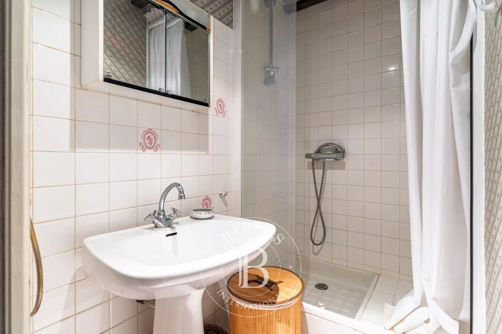 Paris  - Apartment 4 Bedrooms - picture 11