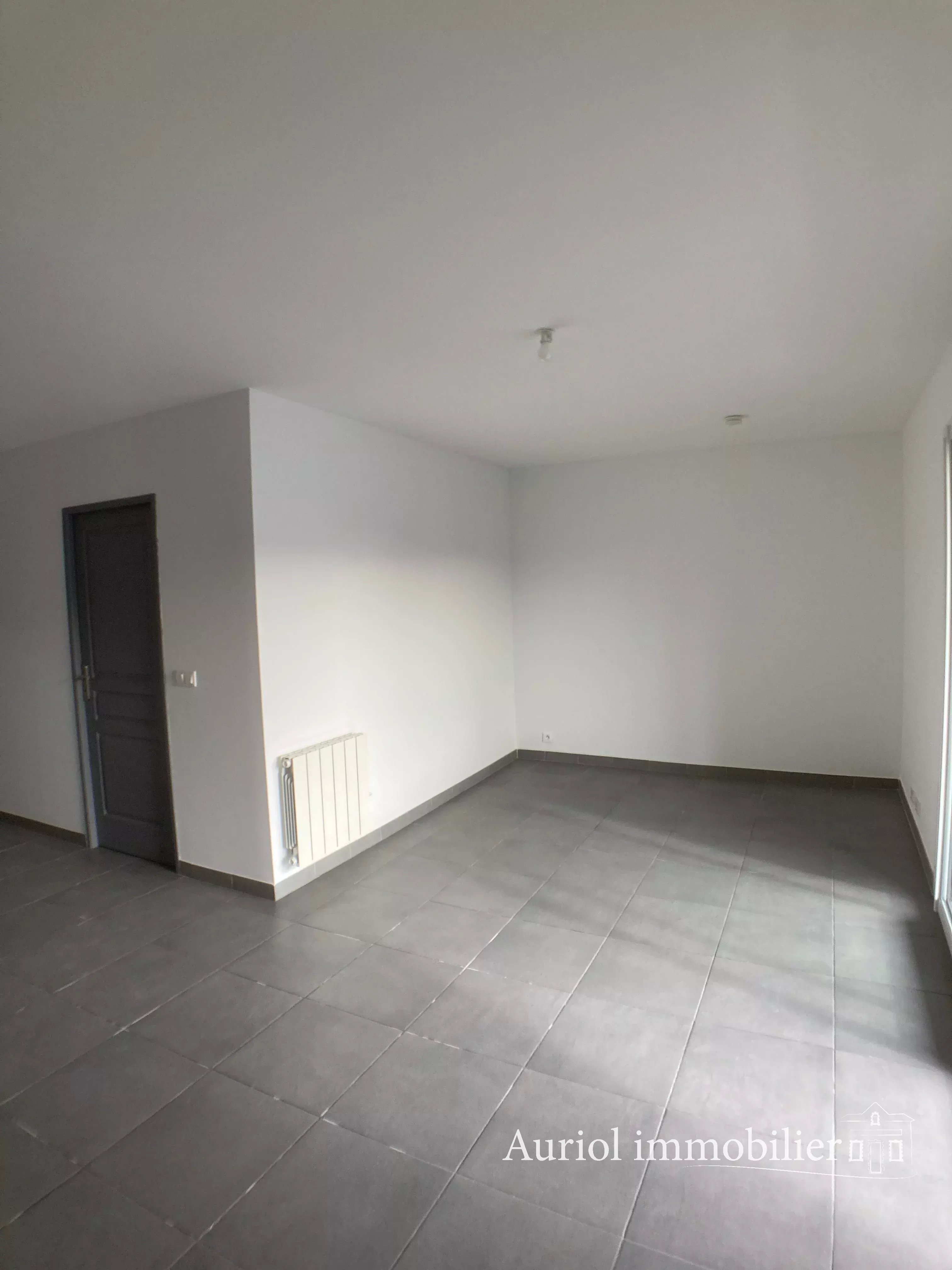 Location Appartement Auriol