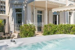 EXCEPTIONAL WATERFRONT VILLA – NEAR PALM BEACH, CANNES — photo 5 of 7