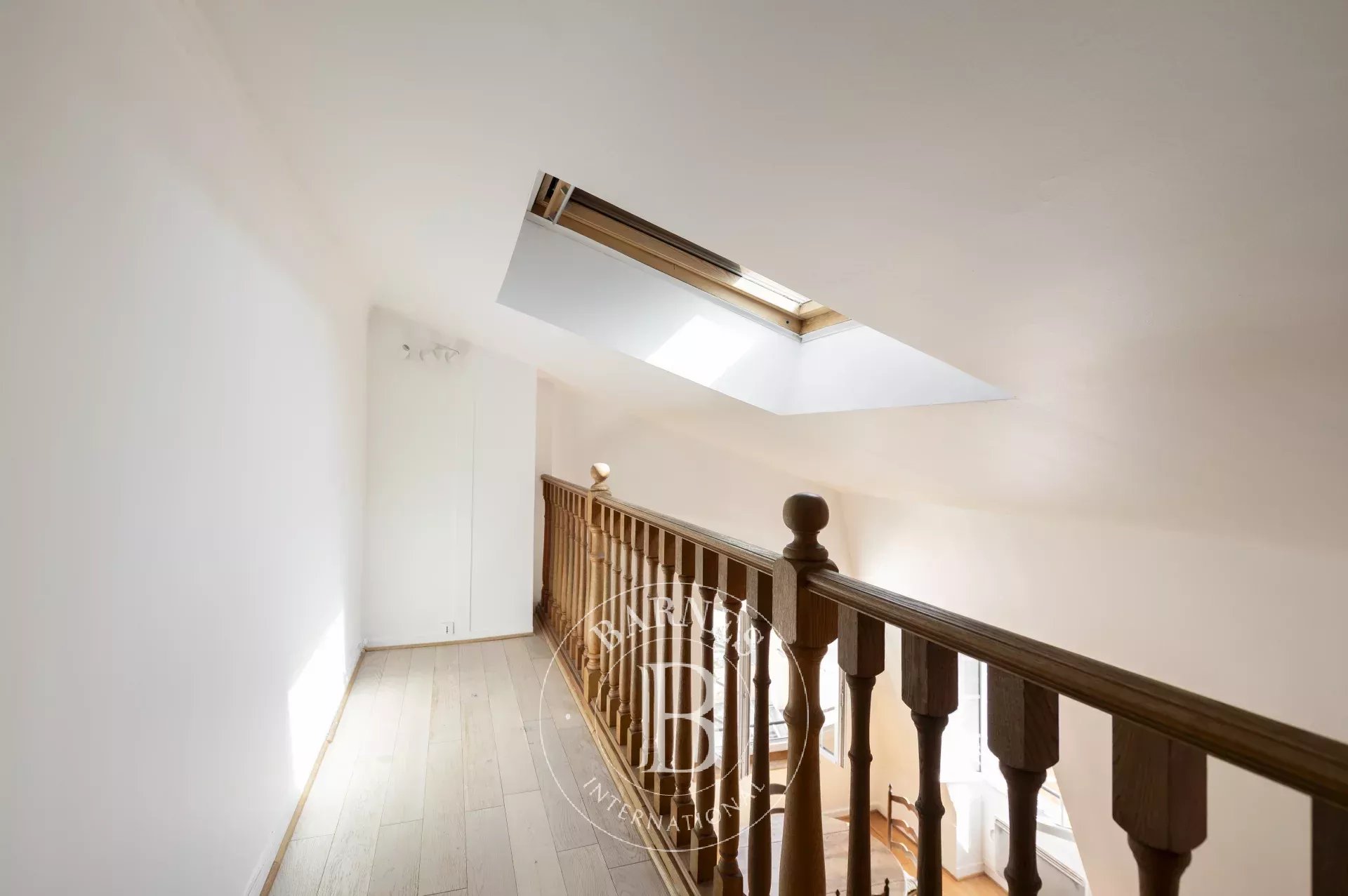 Daire Paris 9ème - picture 13