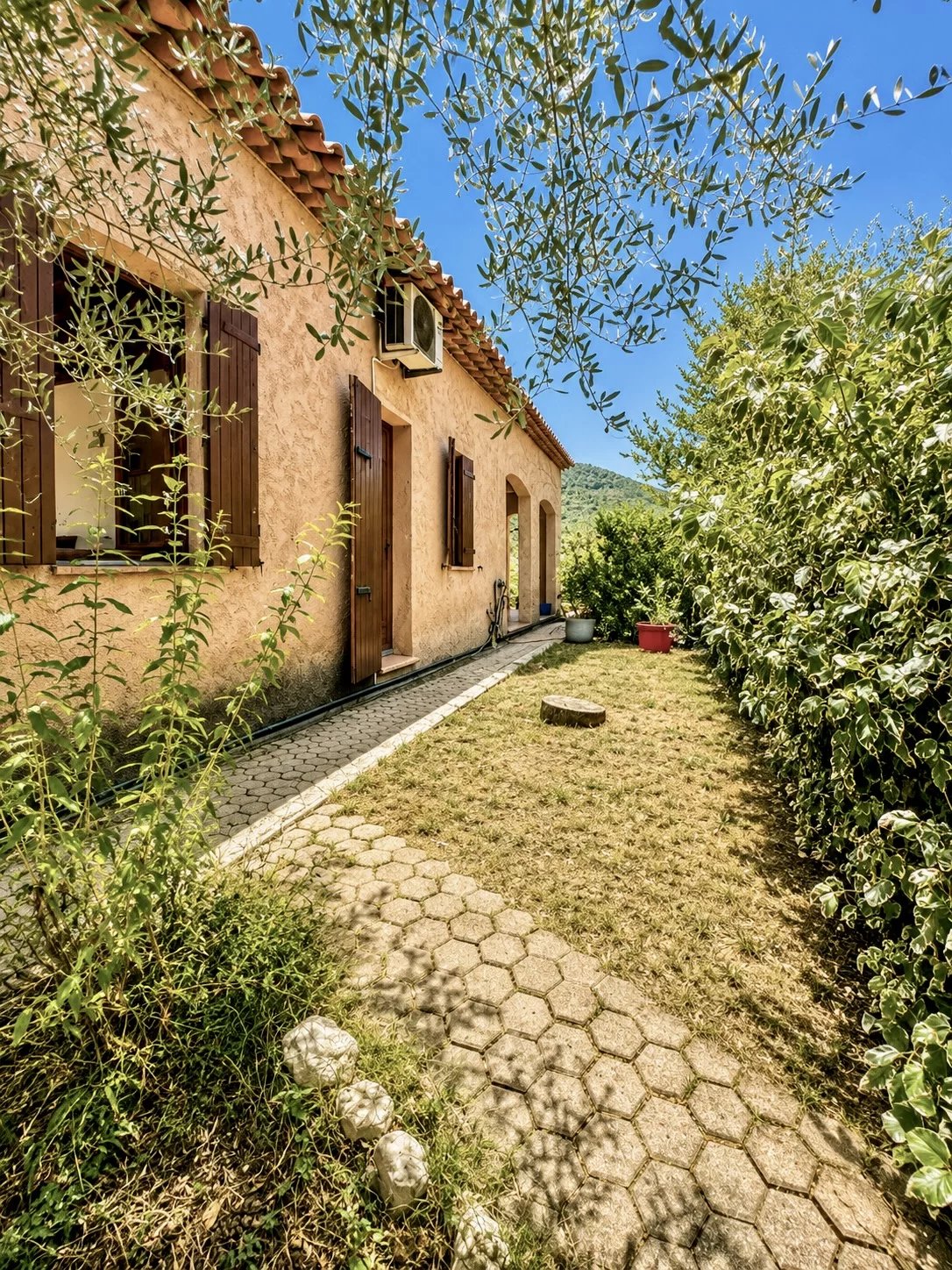 Saint Blaise - Villa 8 Pièces avec jardin — photo 16