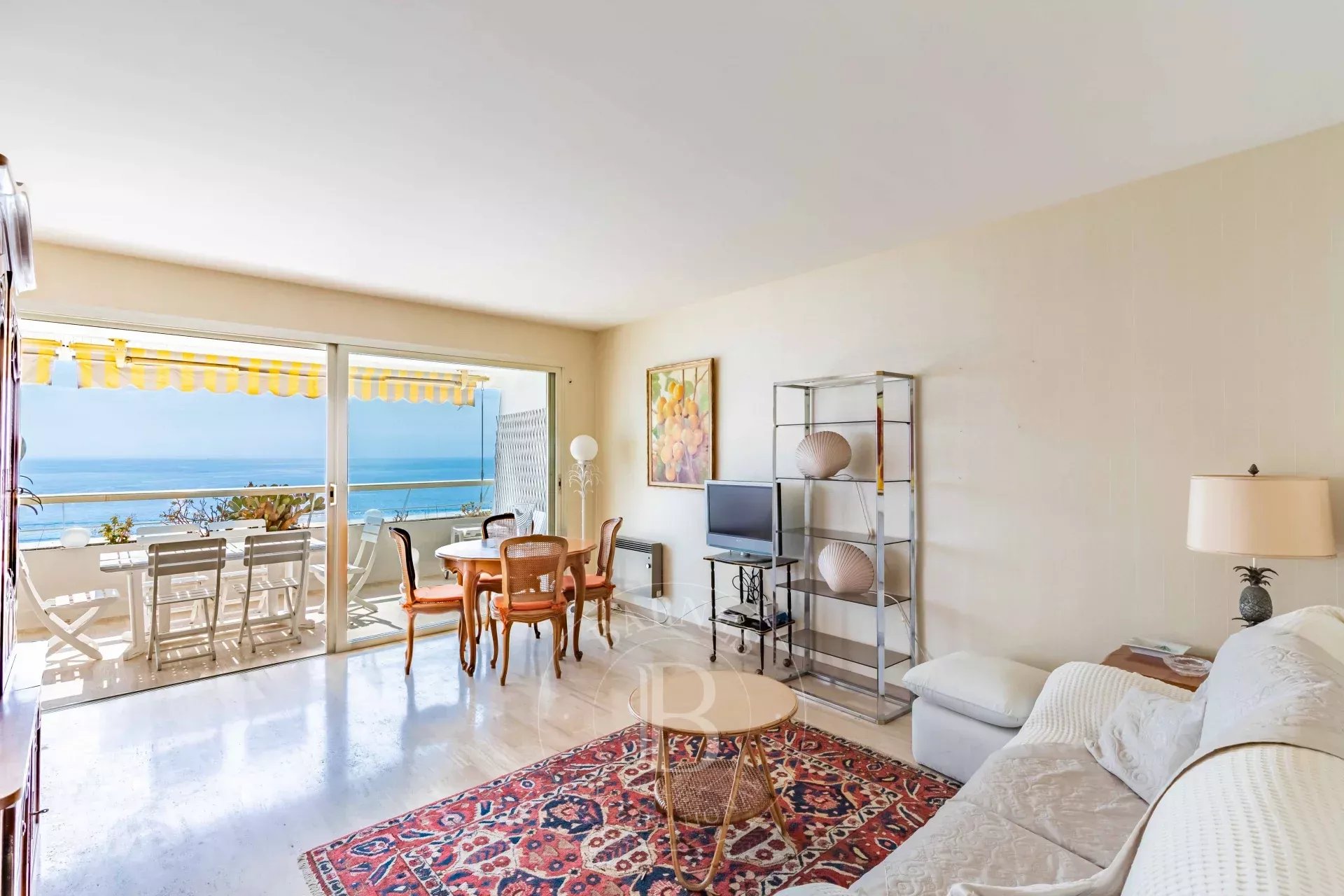 Daire Villeneuve-Loubet