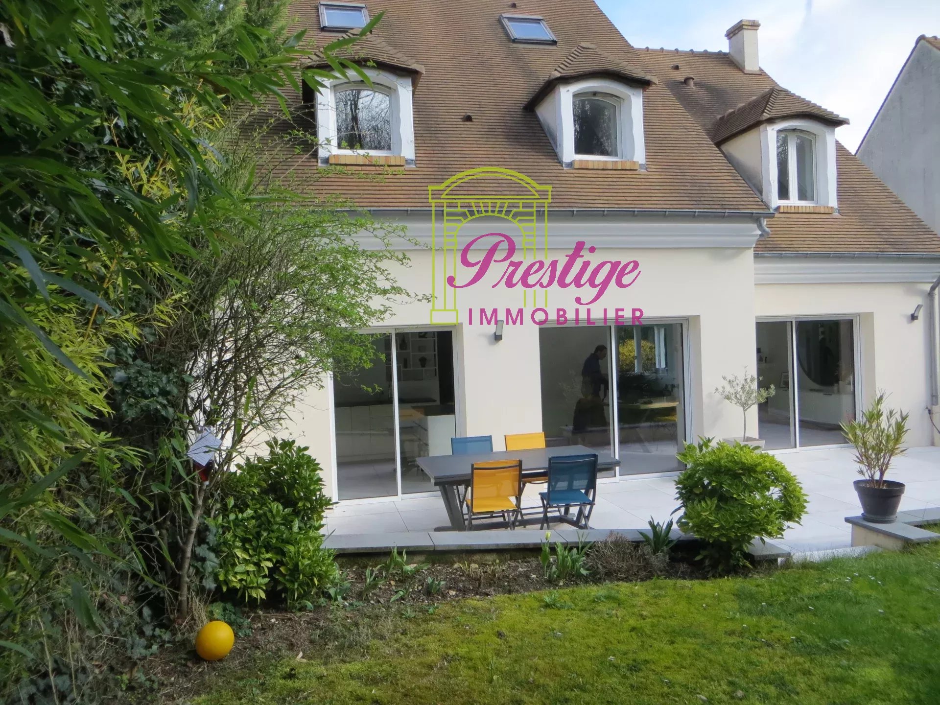 Agence immobilière de 