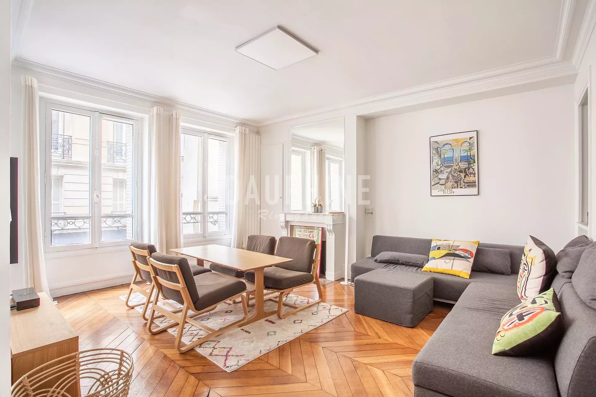 Agence immobilière de 