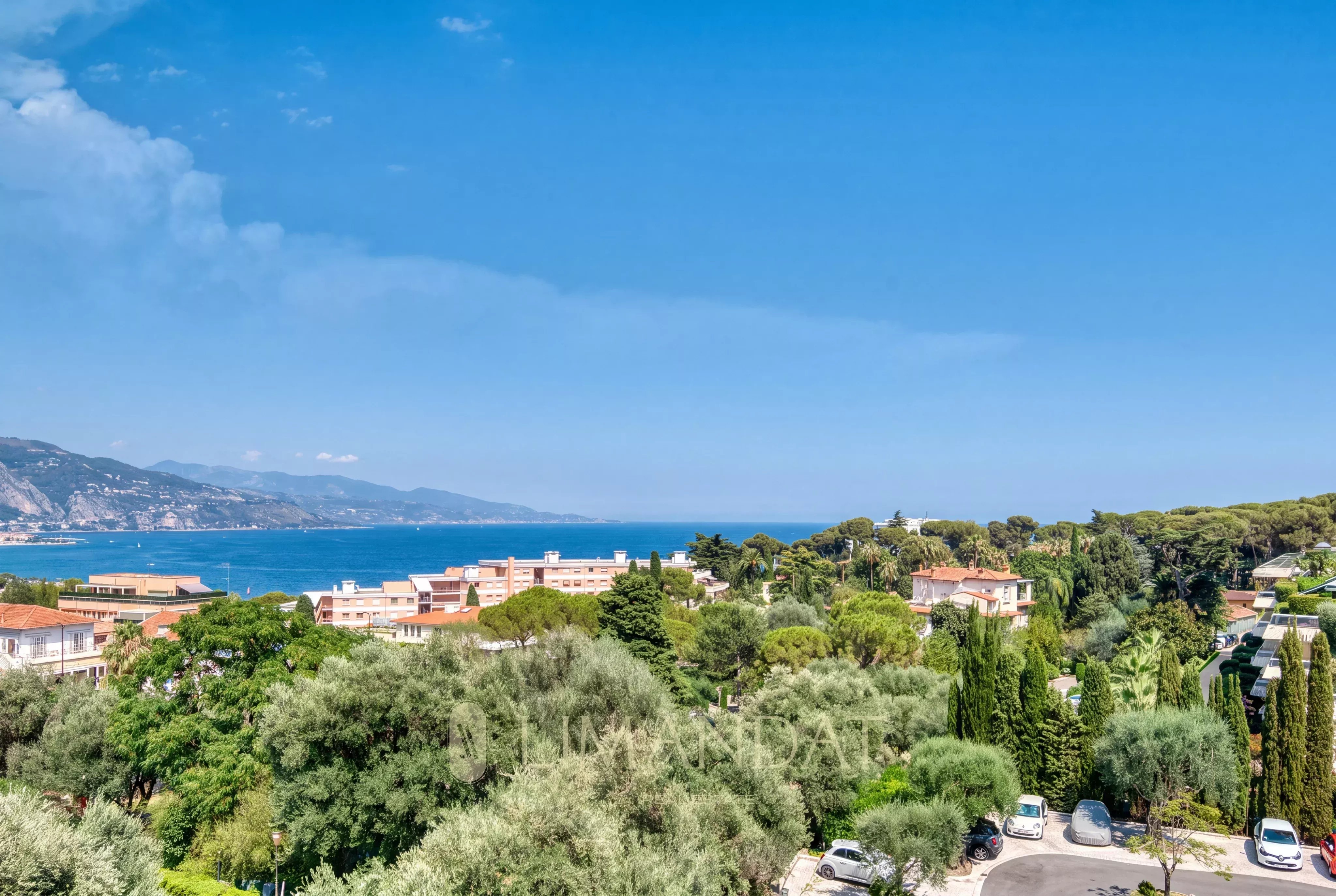 Cap Martin – 4 rooms 126 m² – terraces 38 m² – Stunning panoramic sea view Monaco/Italy