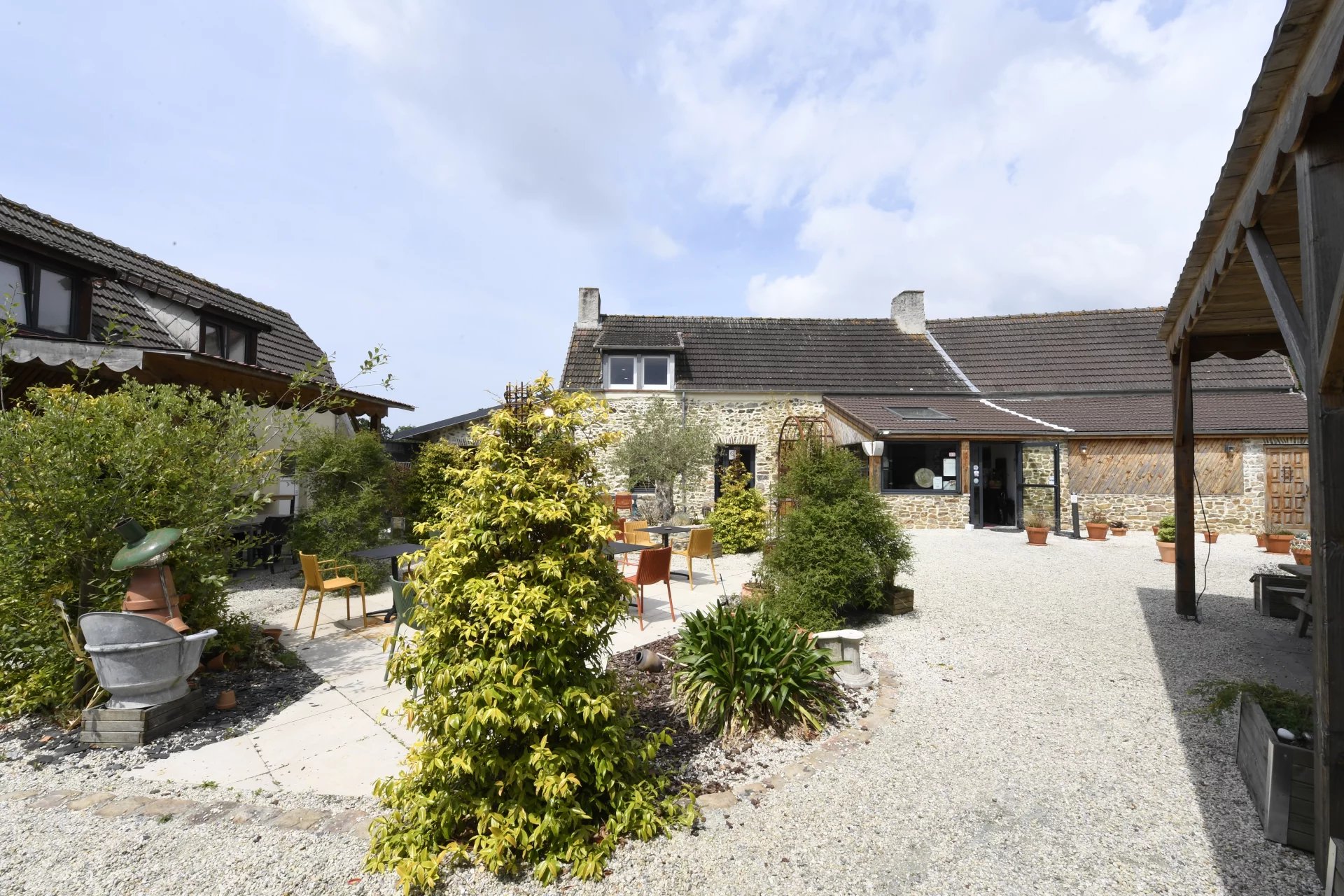 Achat Maison T12 à Caen (14000) - 400m²