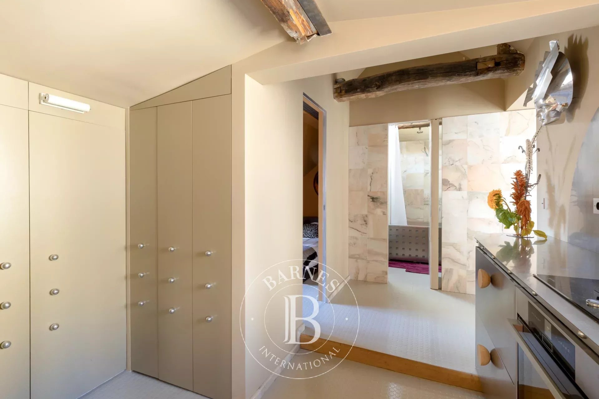 Daire Paris 3ème - picture 16