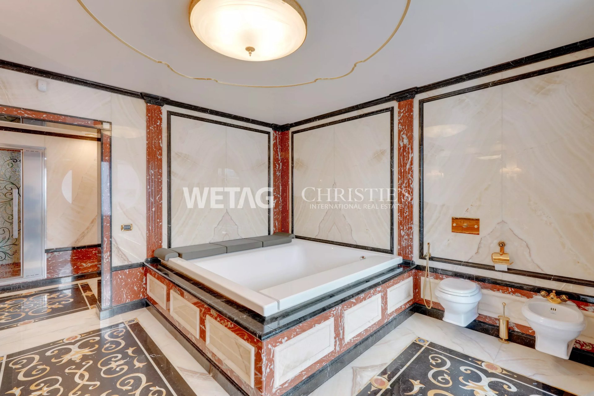 4 Bedroom Apartment/Flat's Image 6
