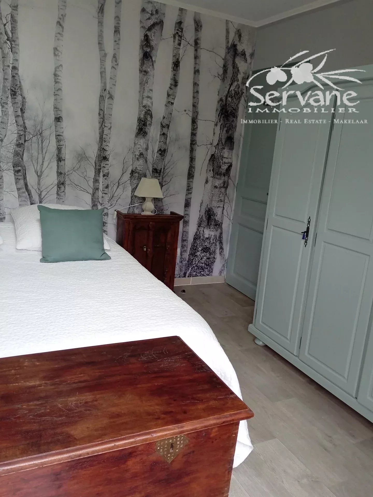 VERY NICE 4 BEDROOMS VILLA WITH POOL FOR SALE AUPS