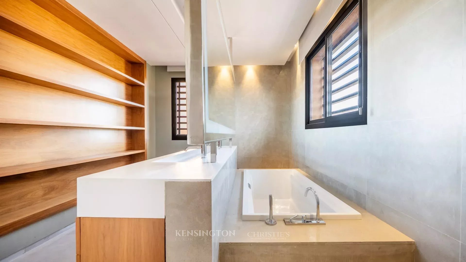 4 Bedroom Villa/Townhouse's Image 13