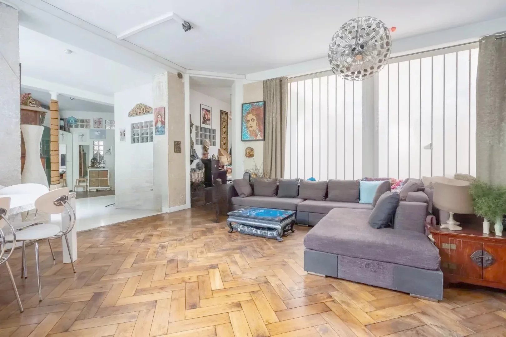 Agence immobilière de 