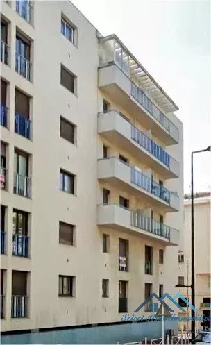F1 Juan les Pins / Centre transformable en 2 Pièces - Photo 2