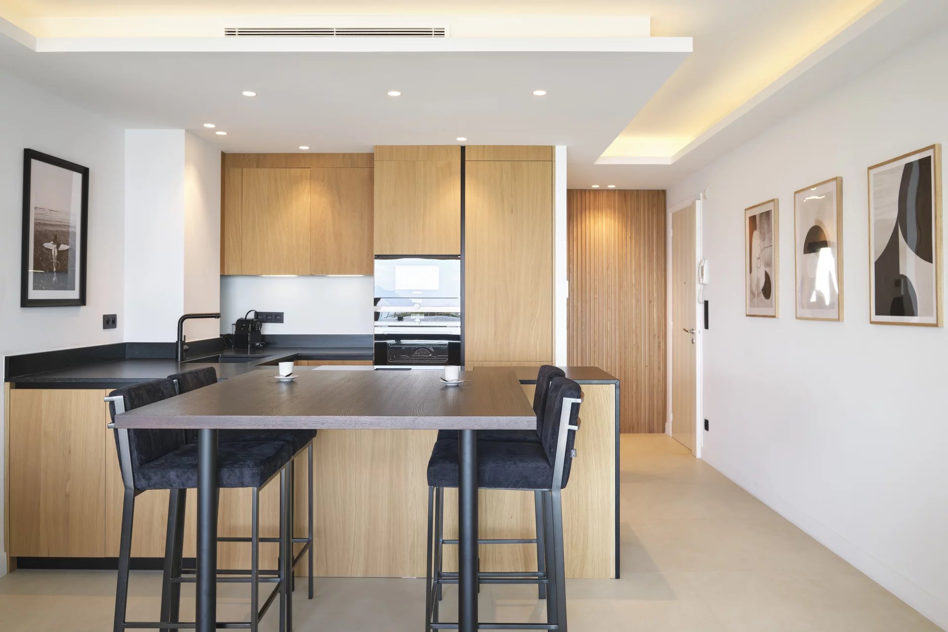 von_poll_real_estate_property_8092434_image_8
