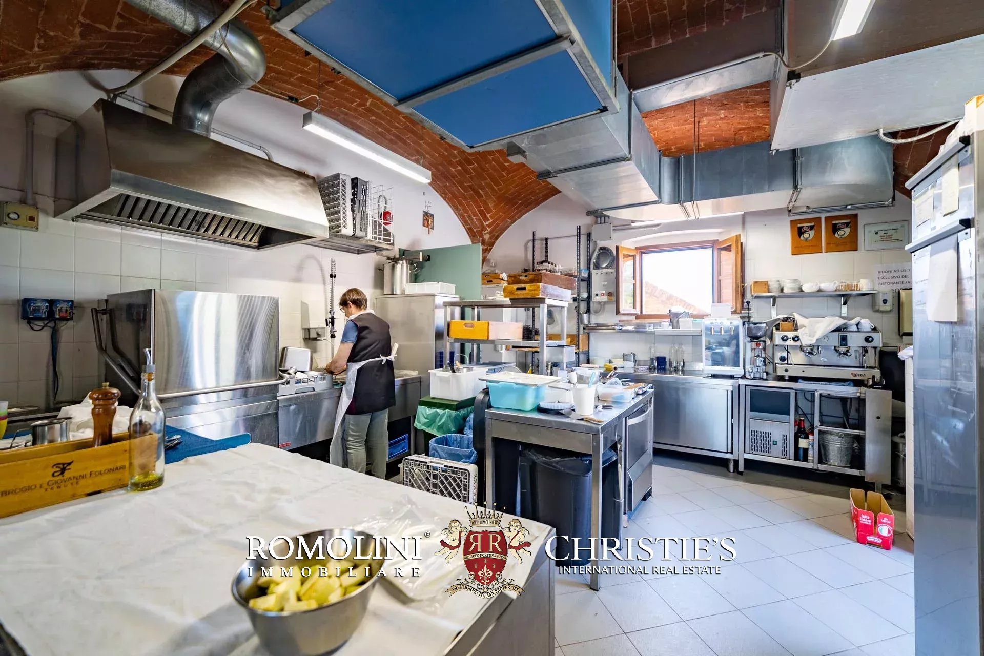 14 Bedroom Villa/Townhouse's Image 61