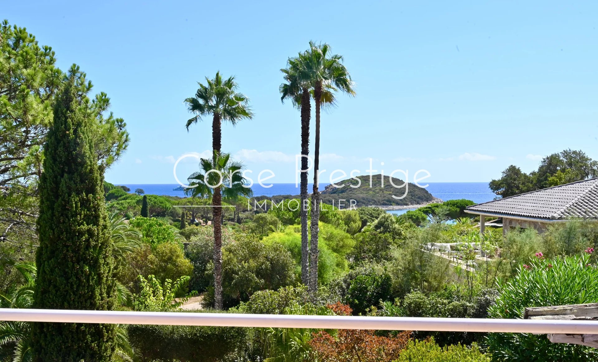 villa au cœur du domaine prive de capicciola – porto-vecchio image4