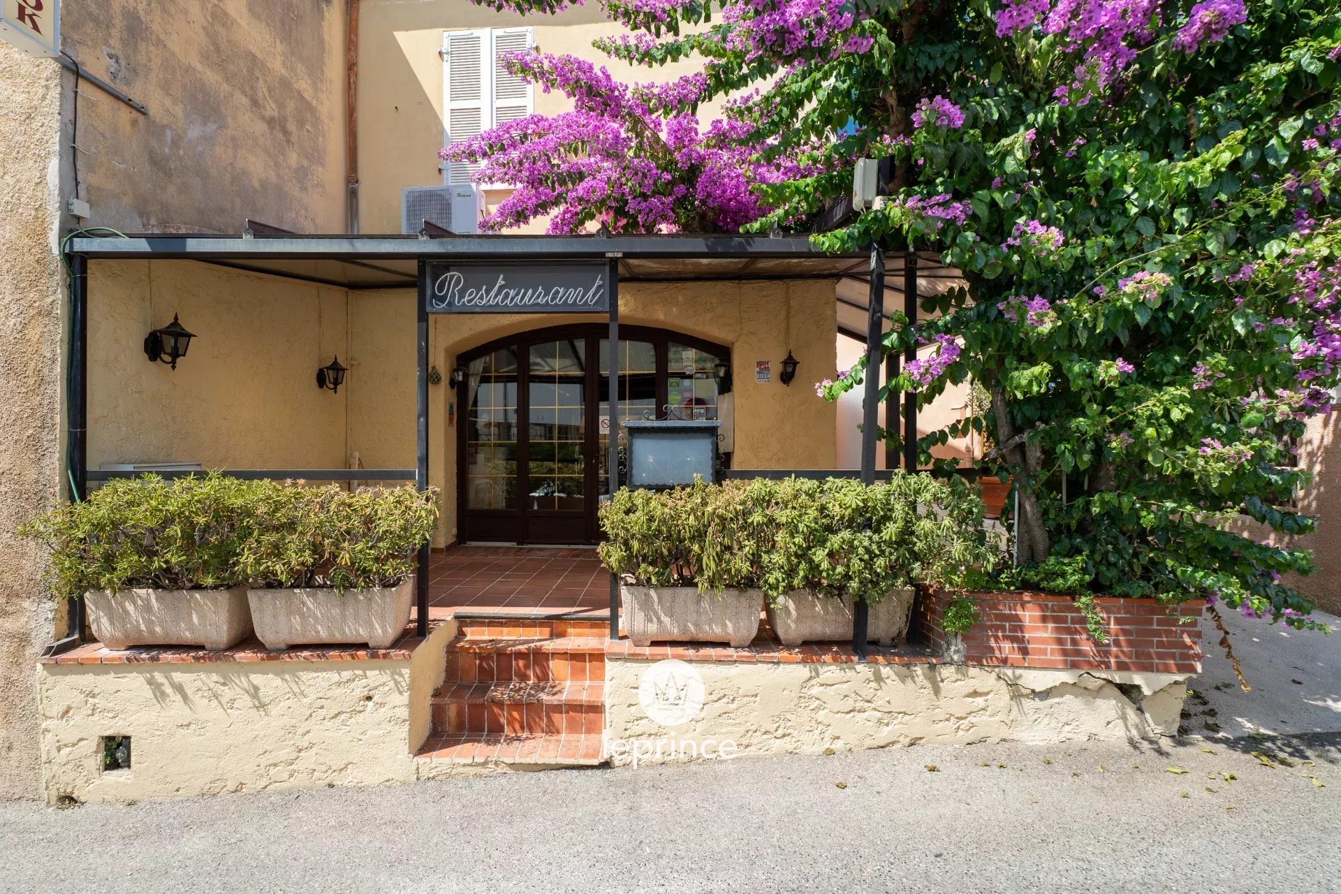 Saint-Jean-Cap-Ferrat - Location pure Restaurant