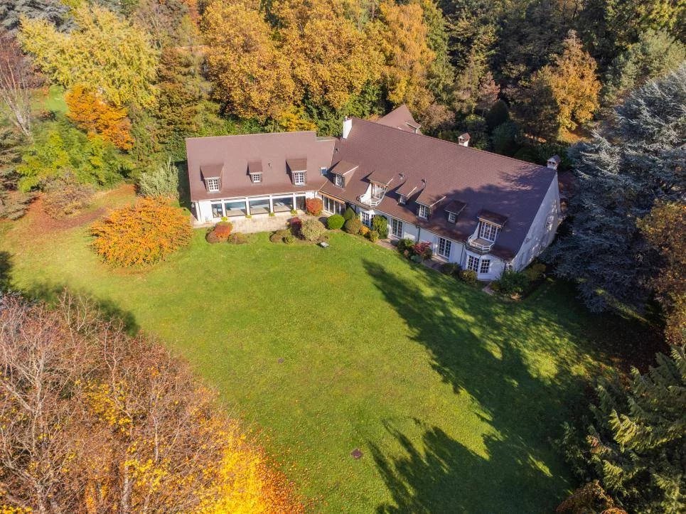 Magnifique propriété située dans un havre de verdure à proximité de Lausanne !
