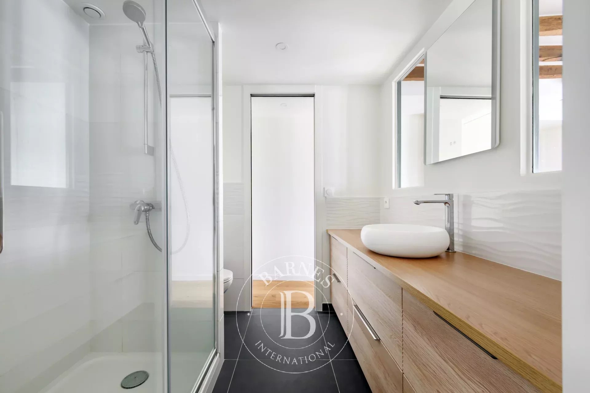 Daire Paris 3ème - picture 10