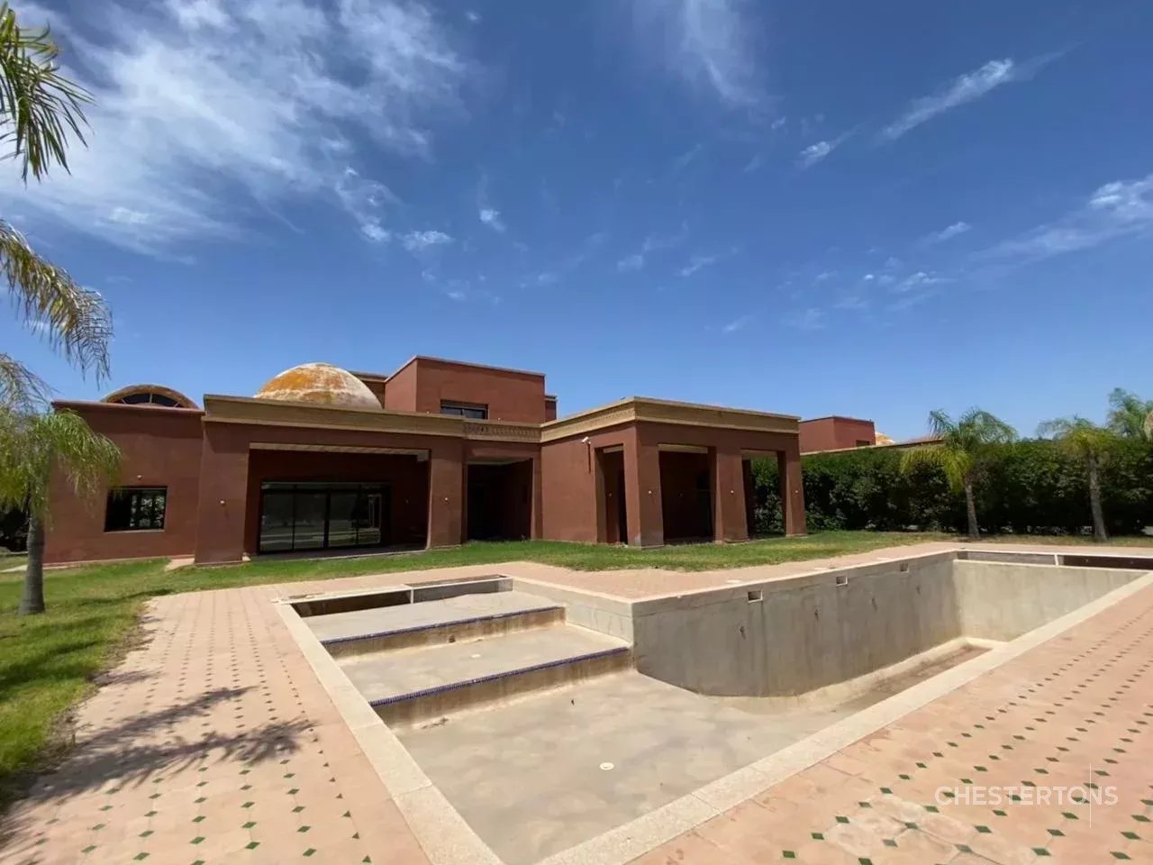 Image of Villa - 6 Bedrooms for Sale in Marrakech-Ménara-Marrakech-Morocco, Image 2