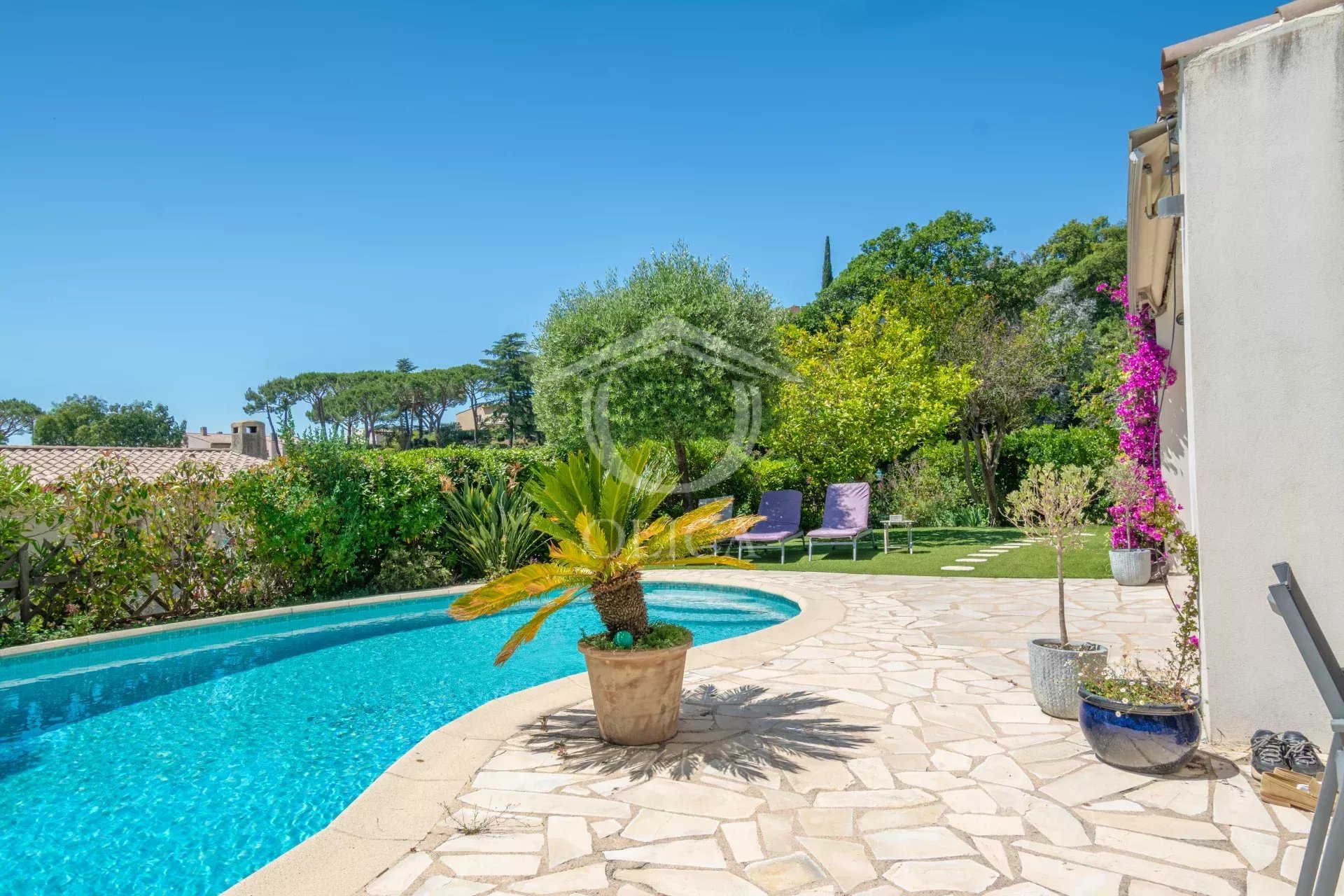 Villa - Estate in the hills above Vaugrenier