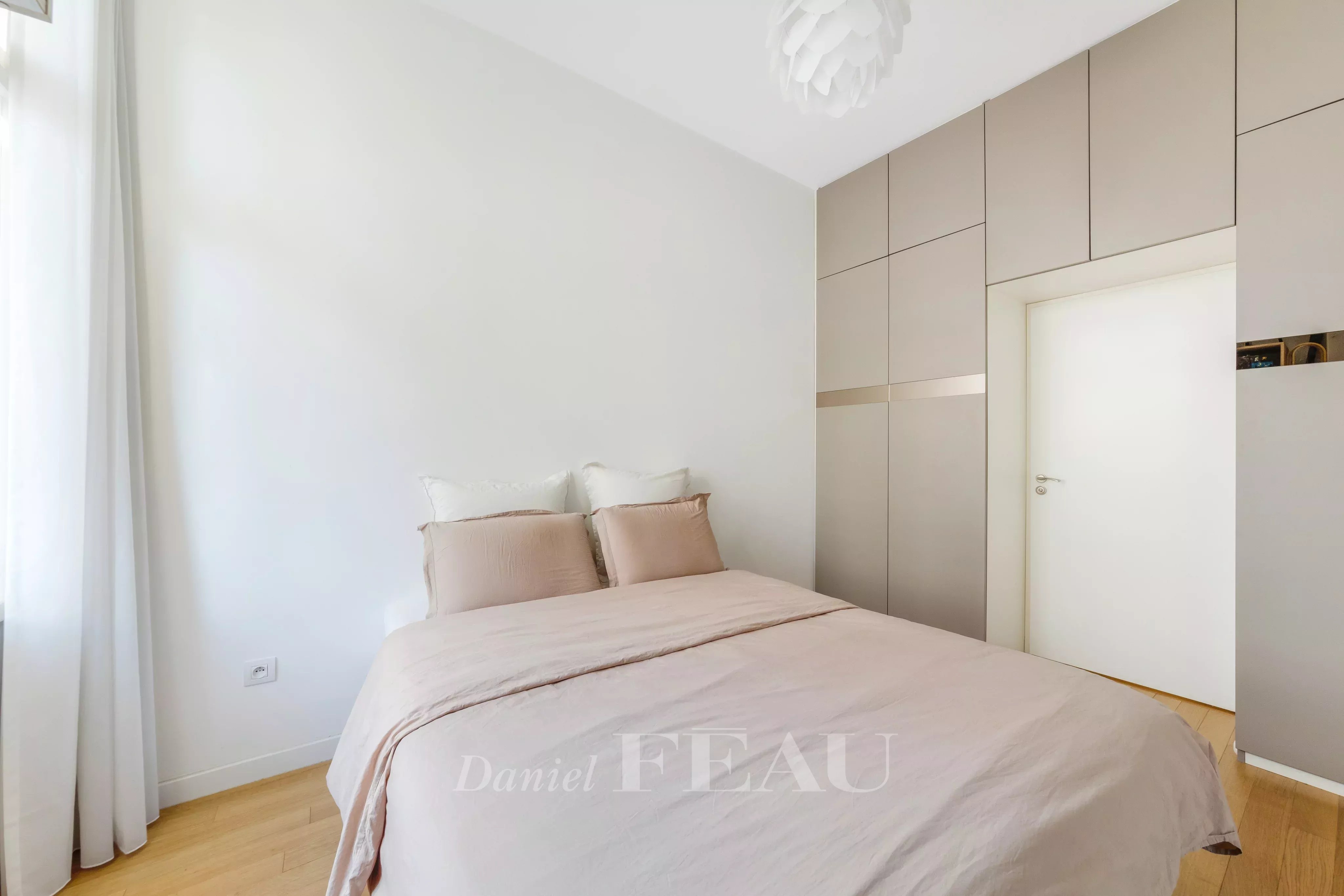 Sale Apartment Saint-Cloud