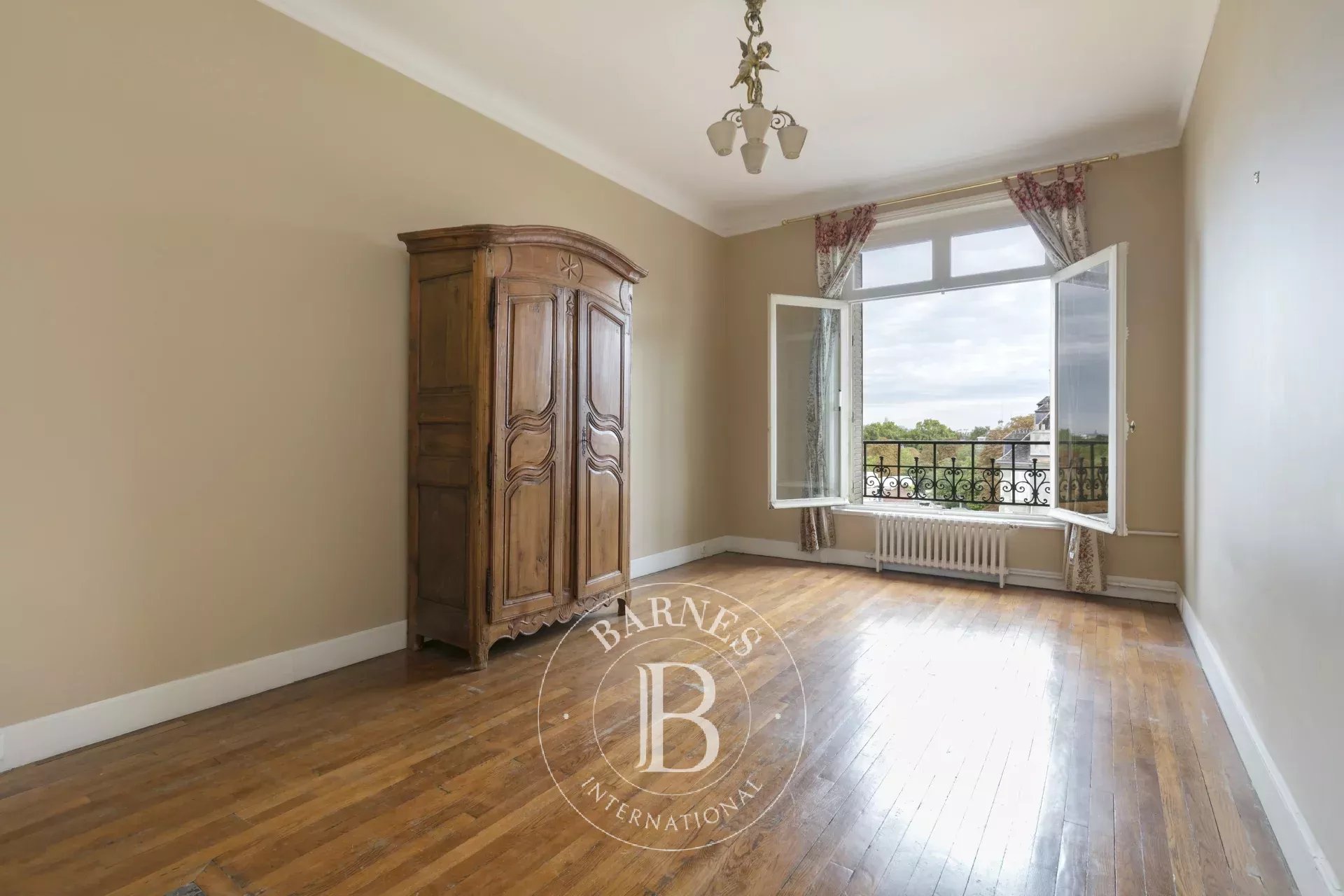 Daire Paris 6ème - picture 11