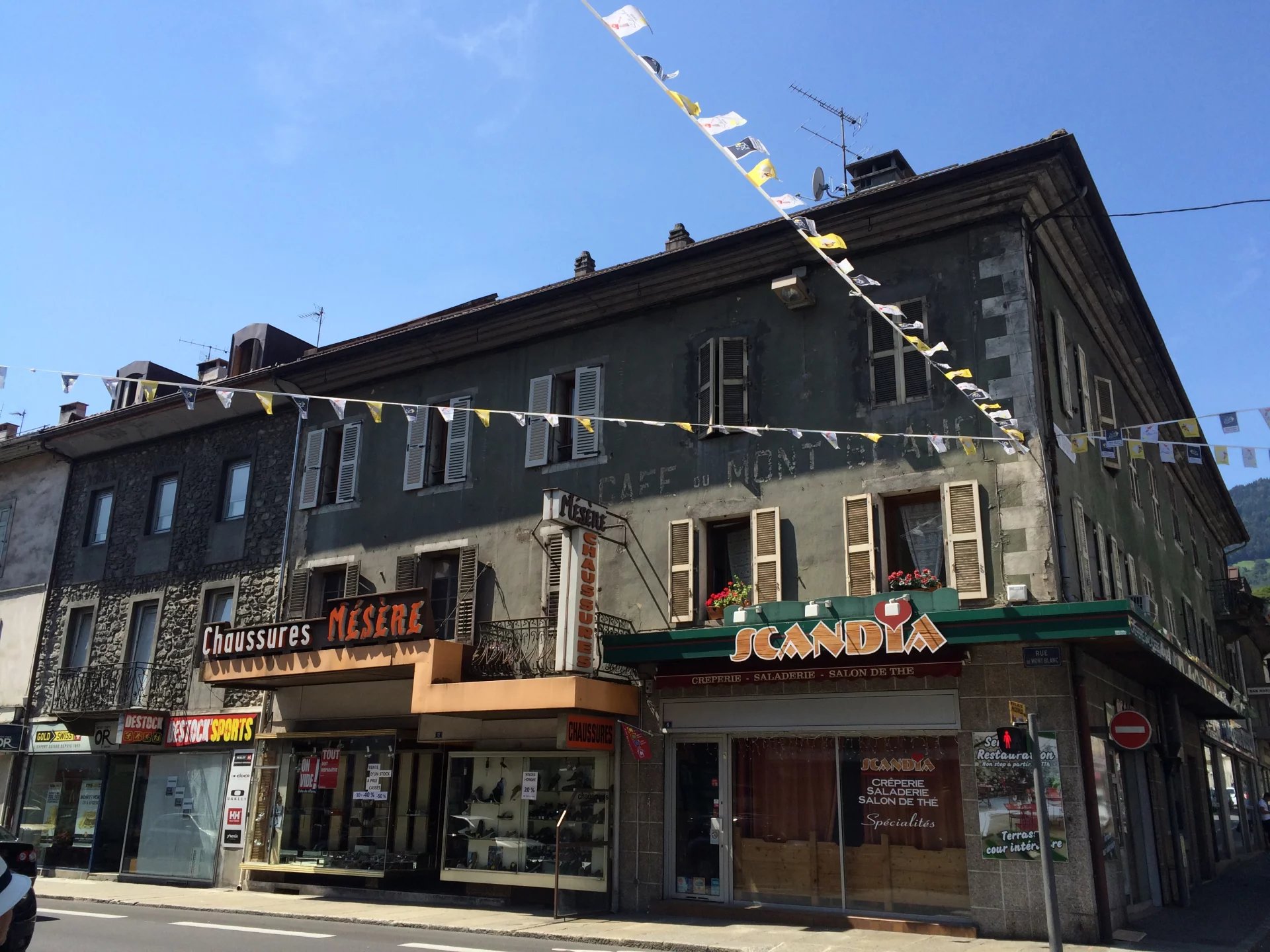 Agence immobilière de 