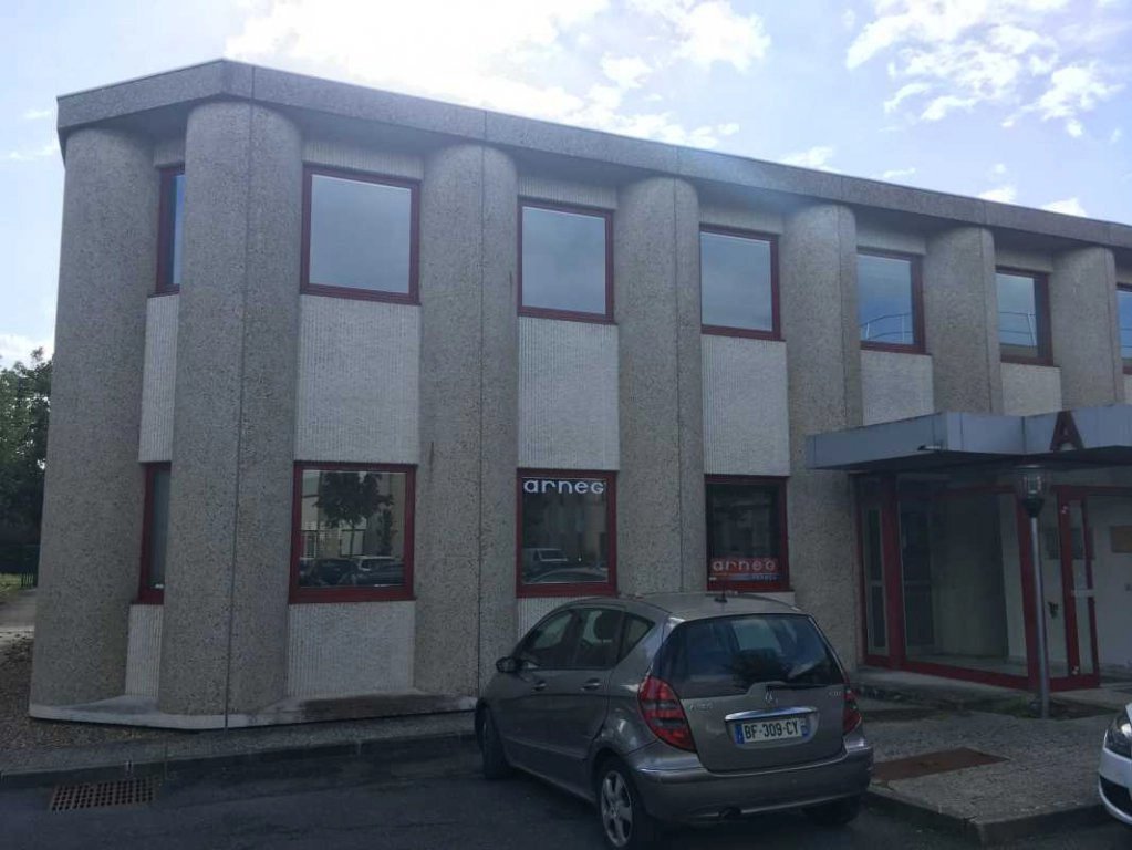 Location Bureau Tremblay-en-France