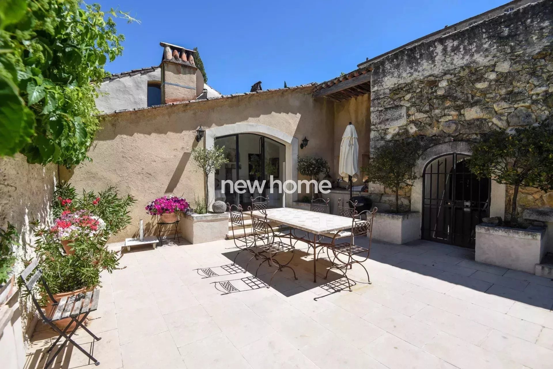 Charme et authenticité Ancien moulin avec piscine