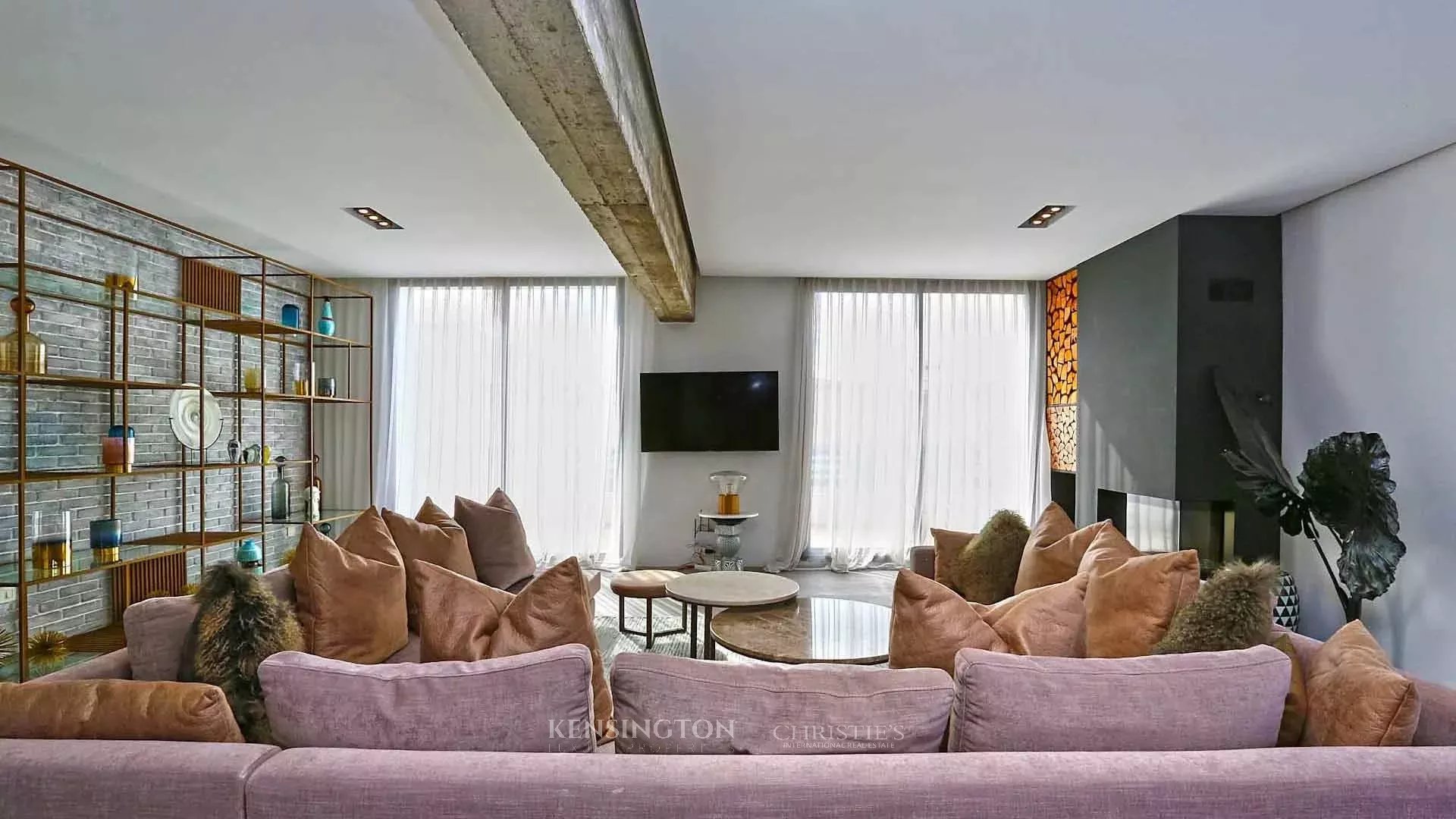 2 Bedroom Apartment/Flat's Image 3