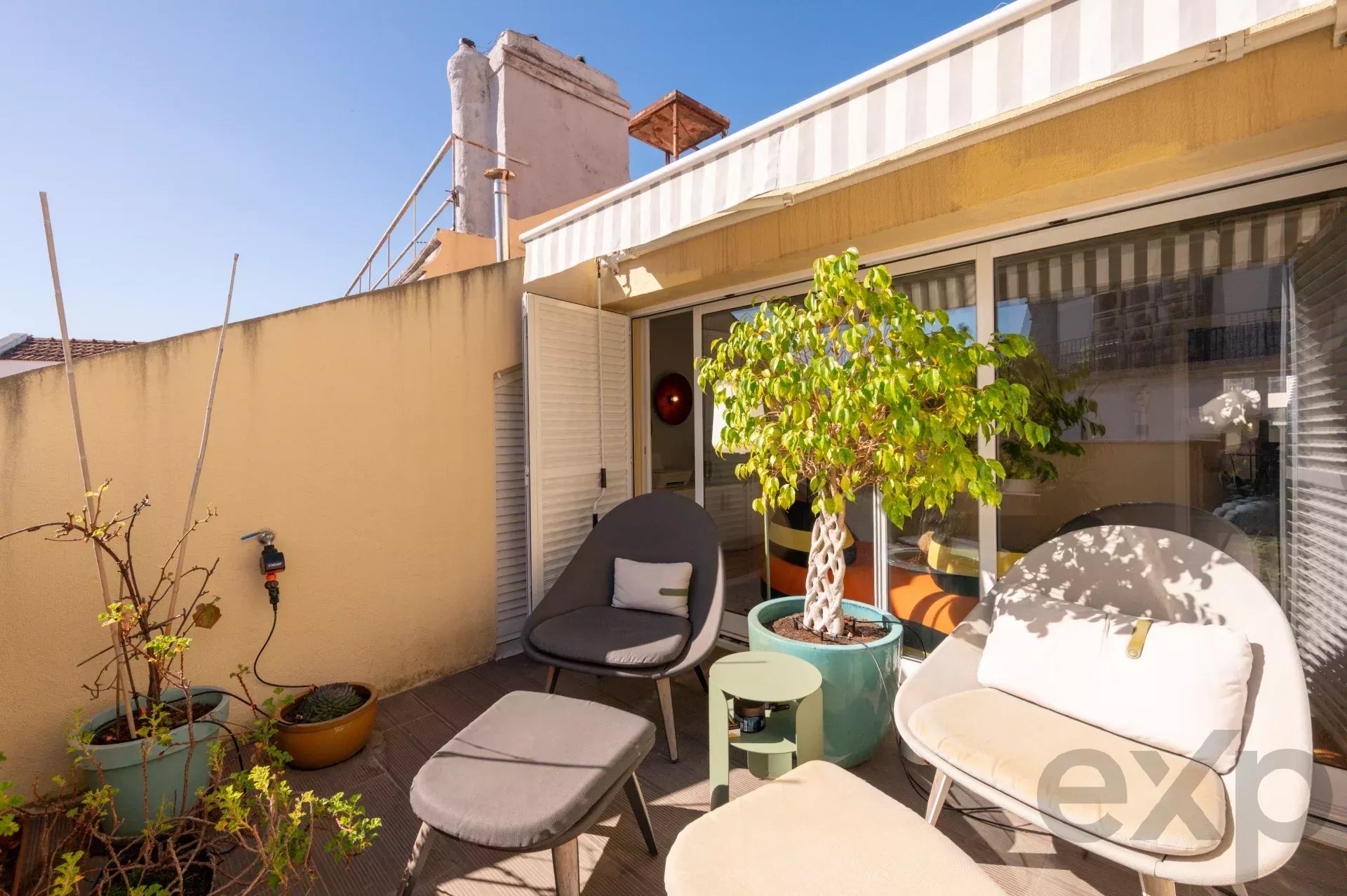 Elegant T2 + 1 Penthouse in Downtown Lisbon 86935832 image 55