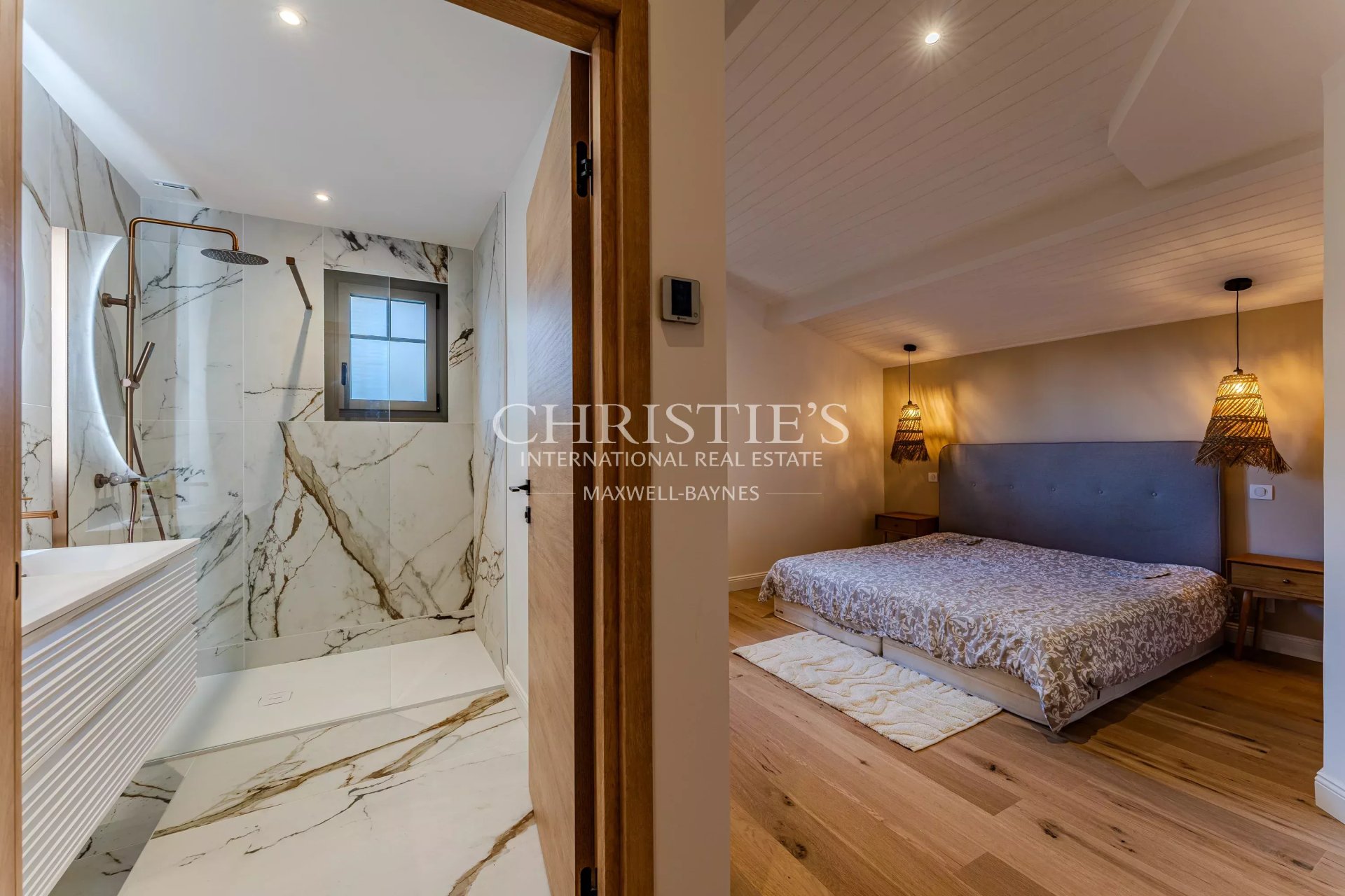 4 Bedroom Villa/Townhouse's Image 18