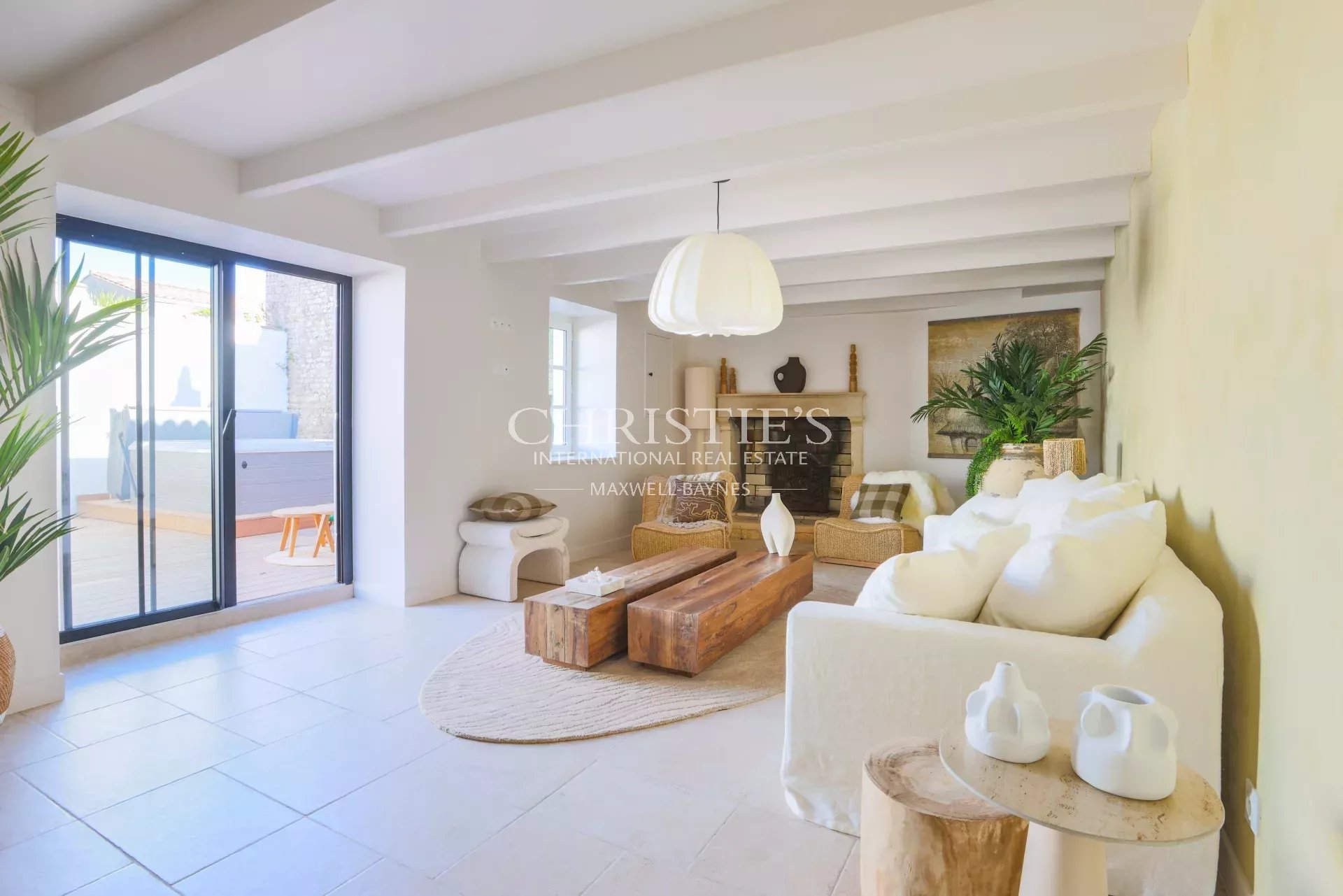 5 Bedroom Villa/Townhouse's Image 16