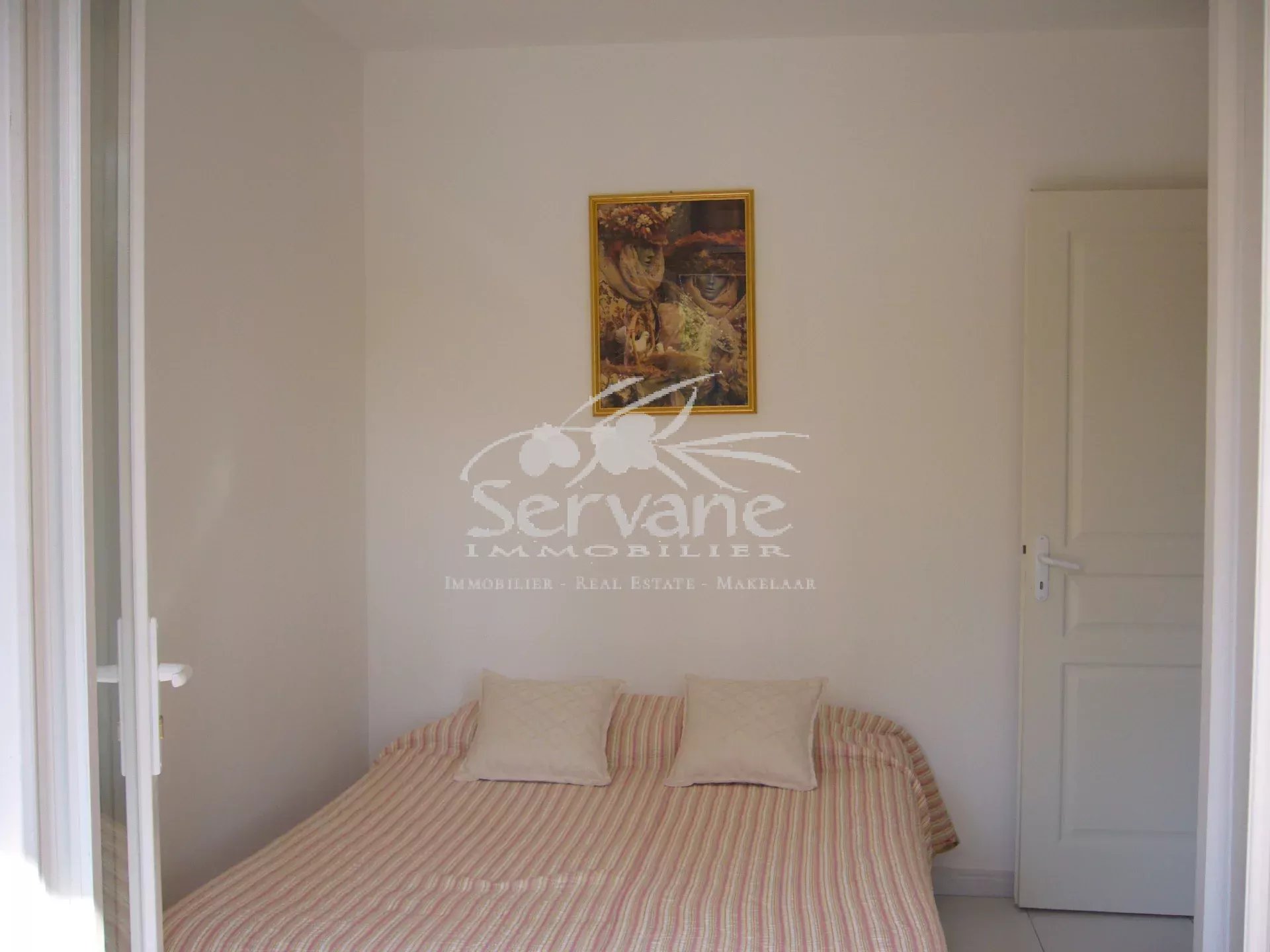 CHARMING HOUSE MONTFORT SUR ARGENS T3