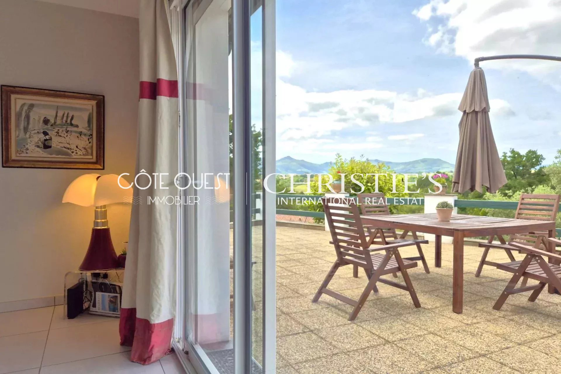 4 Bedroom Villa/Townhouse's Image 12