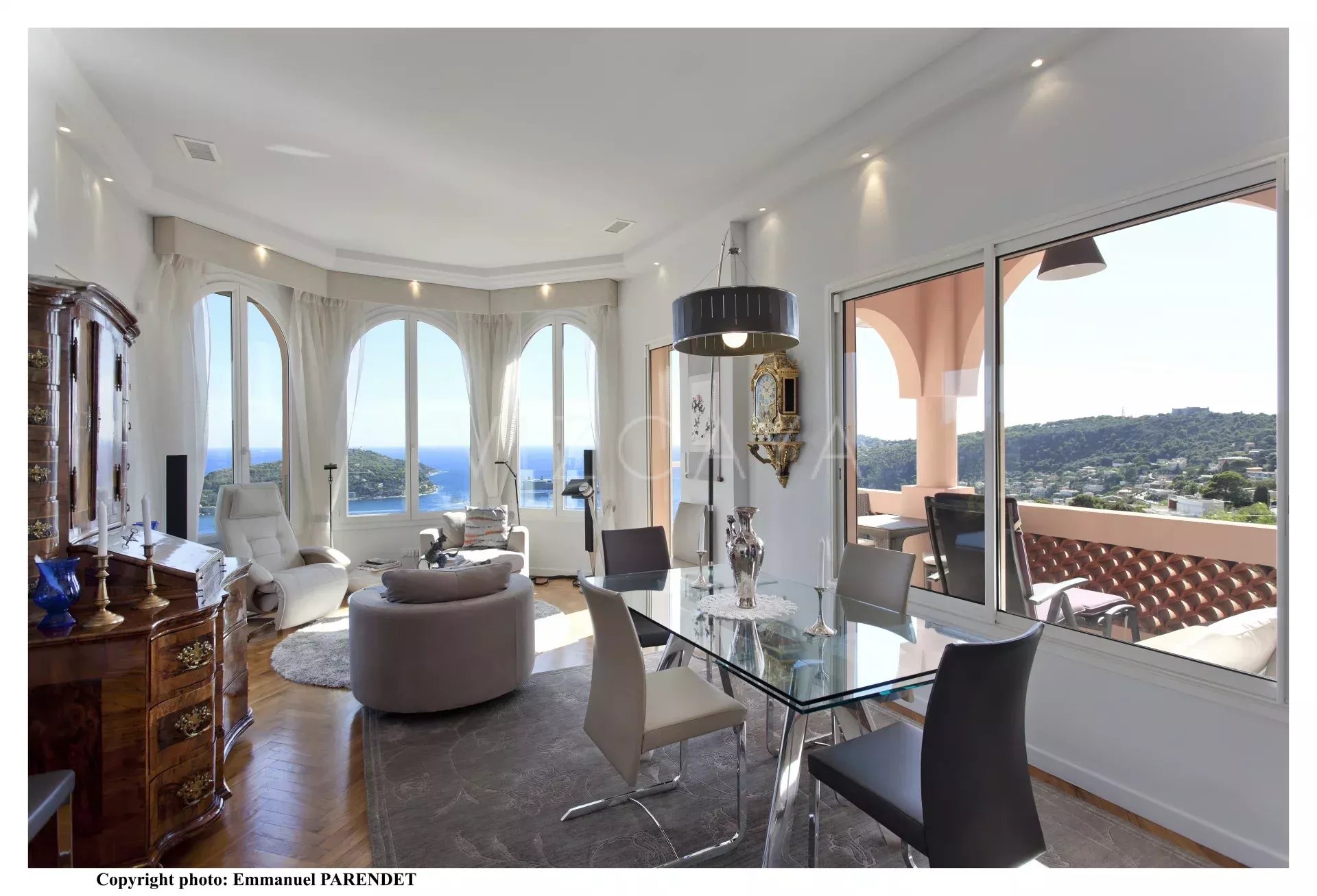 Corne d’Or – Dernier étage de villa, vue mer panoramique