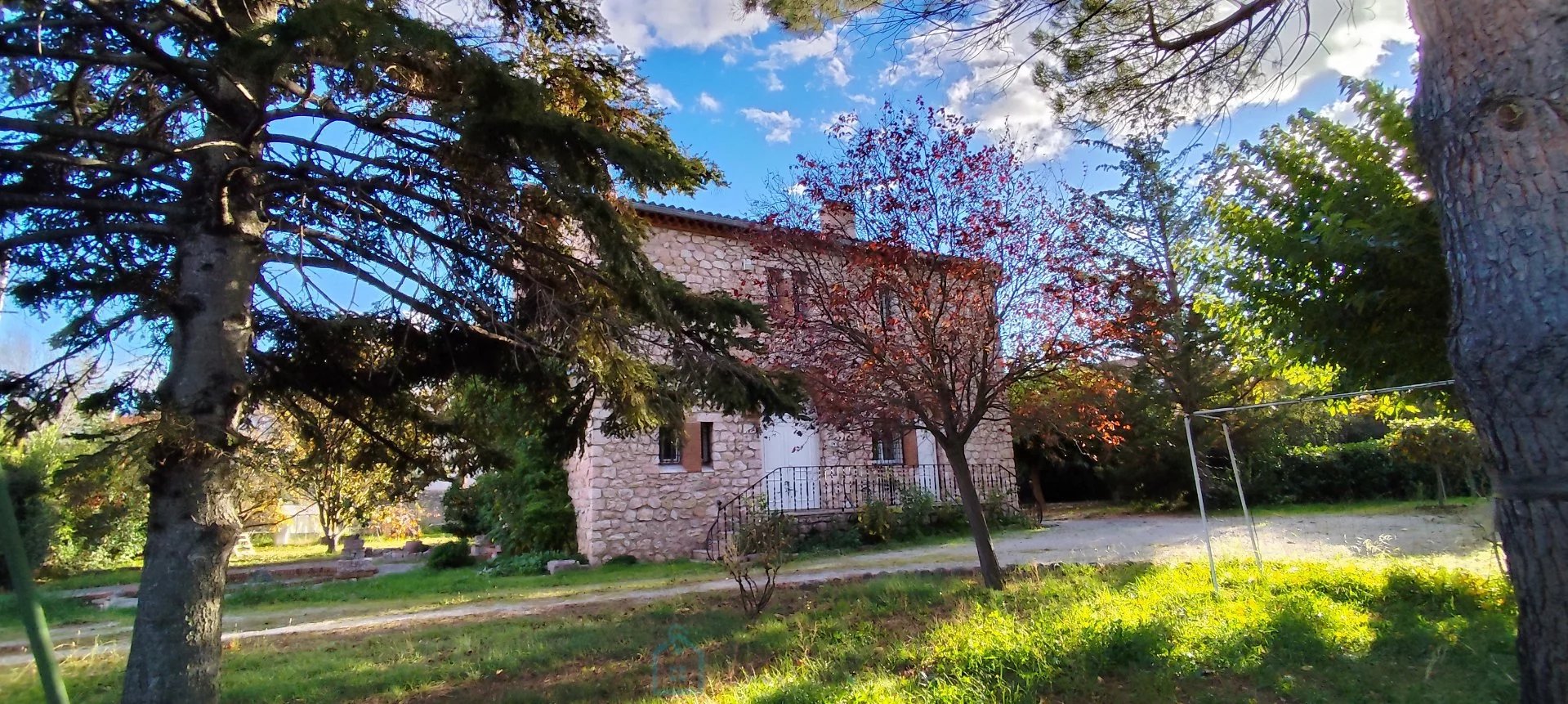 Propriété d’exception avec piscine, dépendance et terrasse vue Canigou