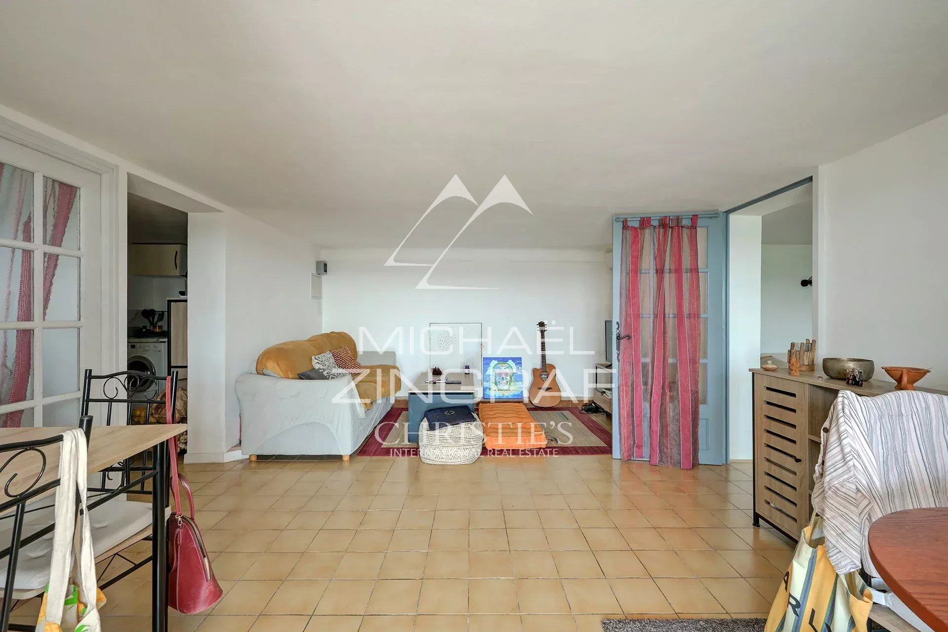 5 Bedroom Villa/Townhouse's Image 10