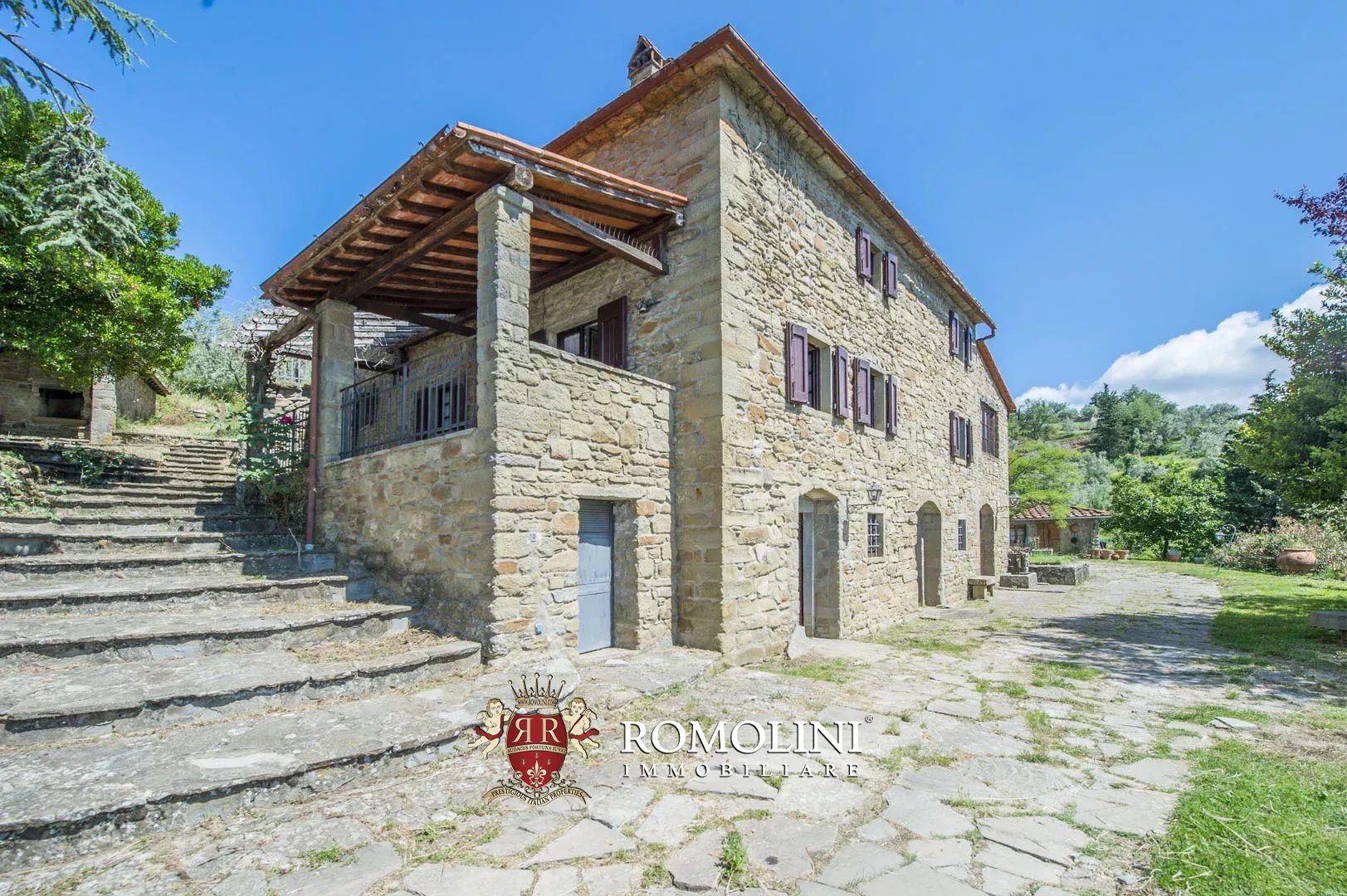 5 Bedroom Villa/Townhouse's Image 7
